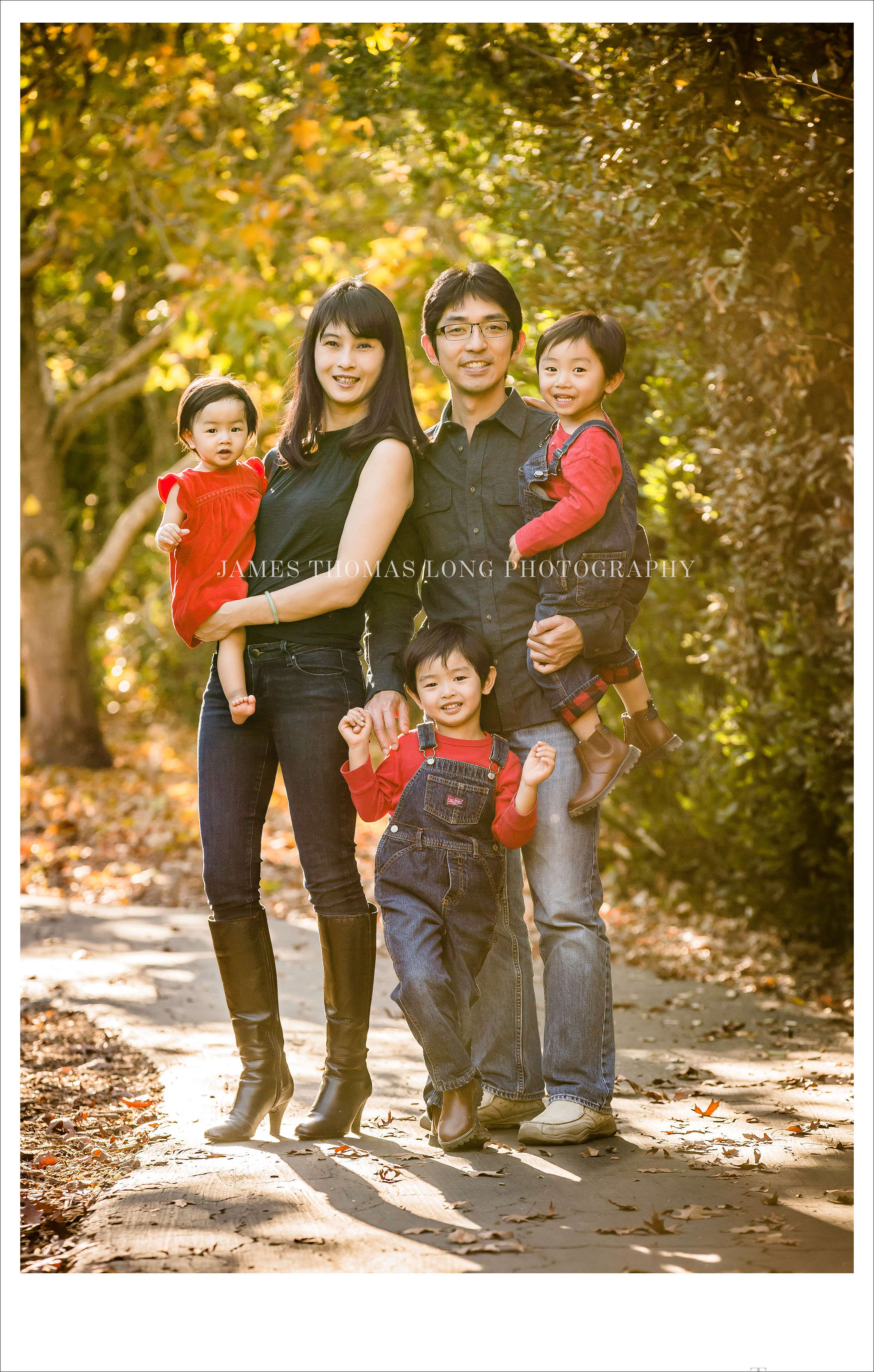 Family Photography session by Bellevue WA Family Photographer James Thomas Long Photography