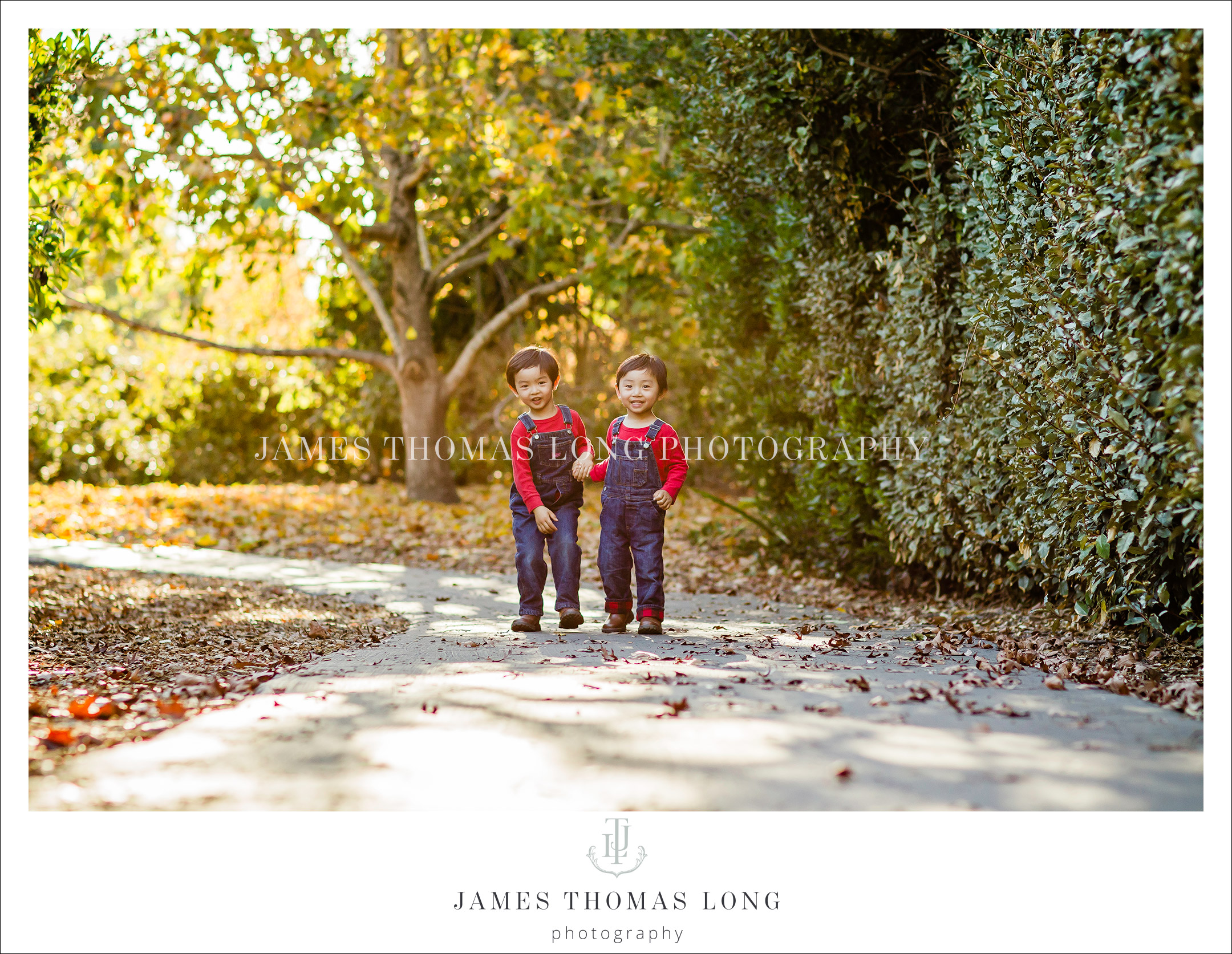 Family Photography session by Bellevue WA Family Photographer James Thomas Long Photography