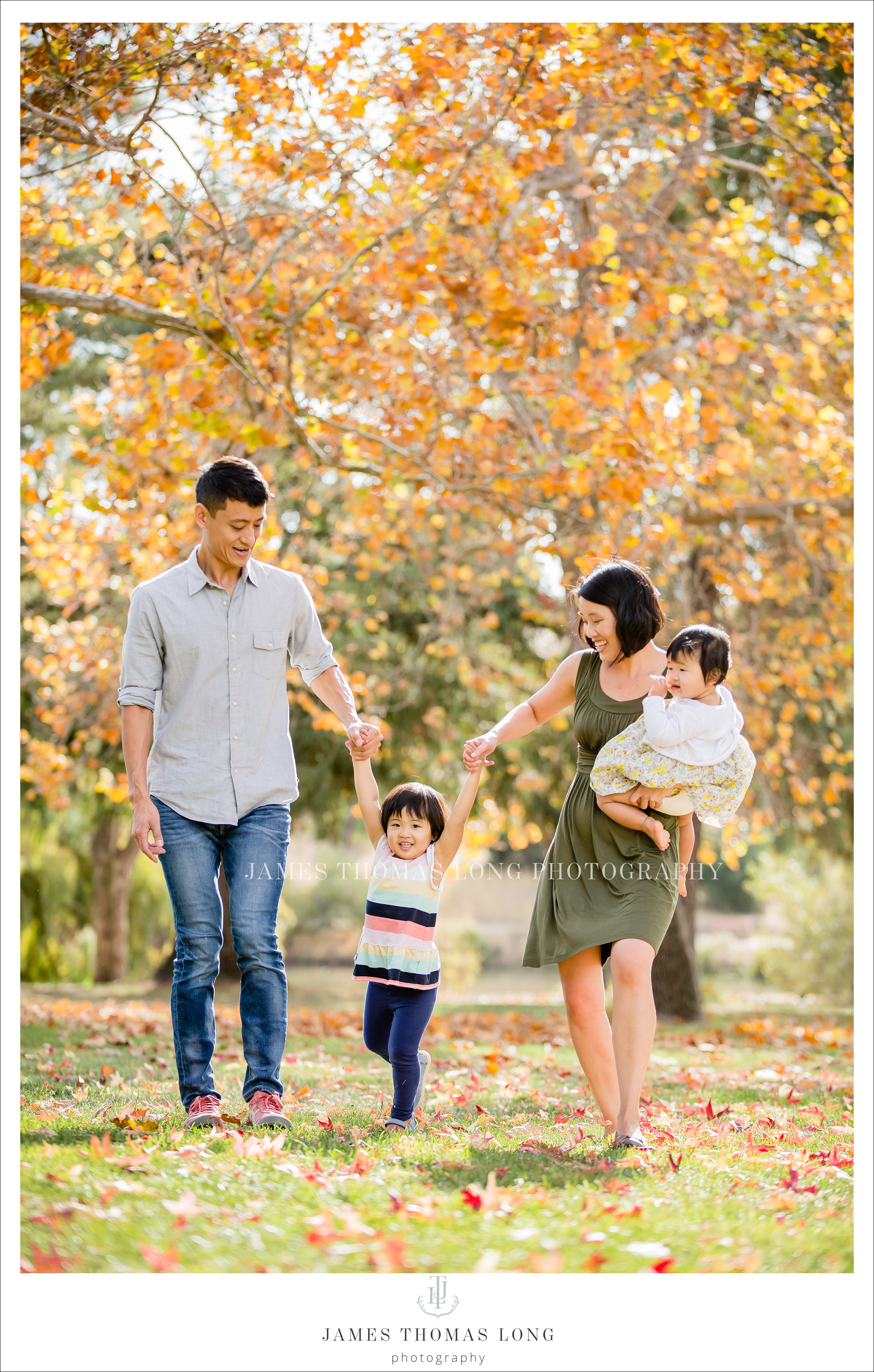 Family Photography session by Seattle WA Family Photographer James Thomas Long Photography