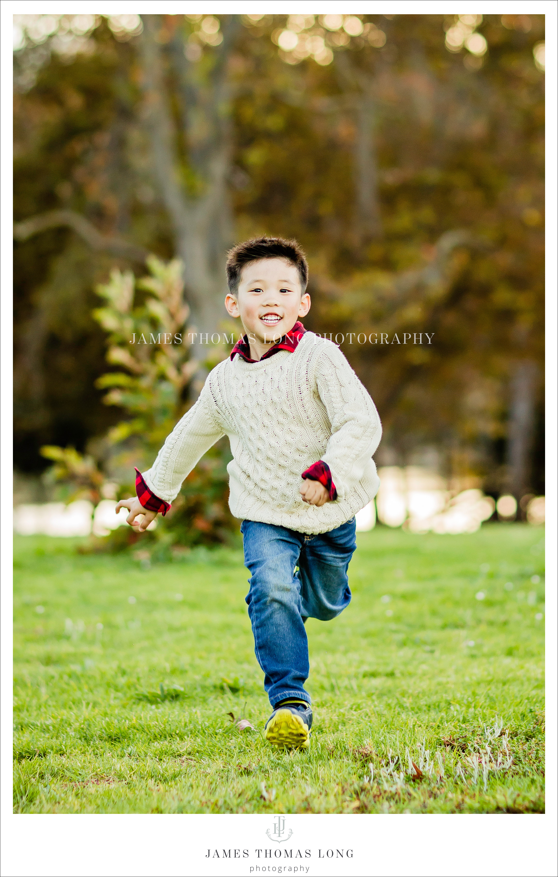 Family Photography session by Bellevue WA Family Photographer James Thomas Long Photography