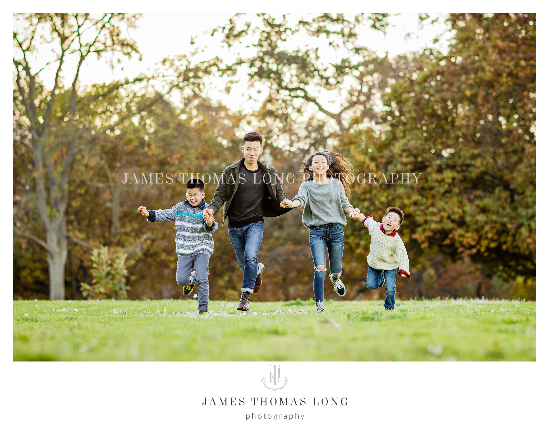 Family Photography session by Bellevue WA Family Photographer James Thomas Long Photography