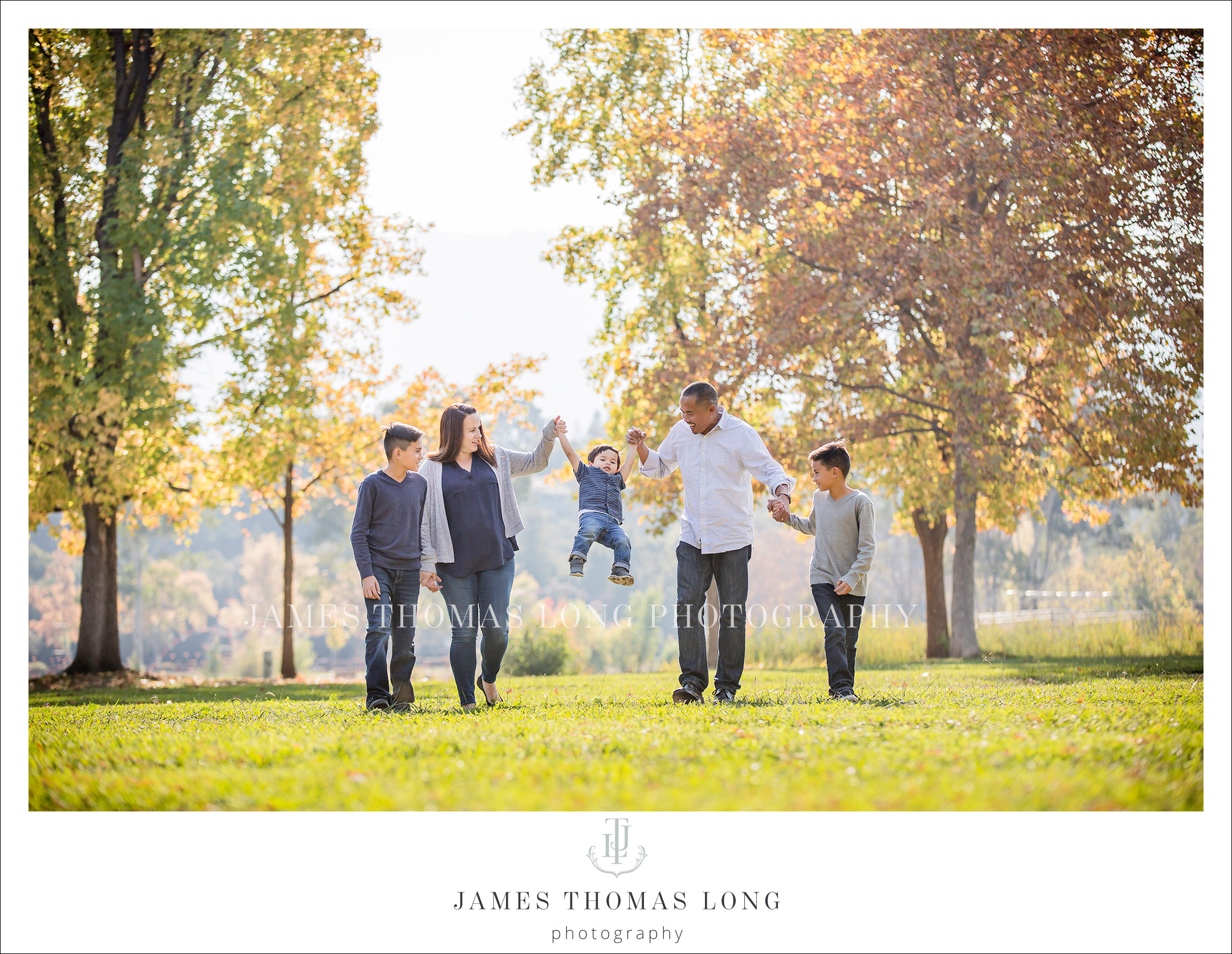 Family Photography session by Seattle WA Family Photographer James Thomas Long Photography