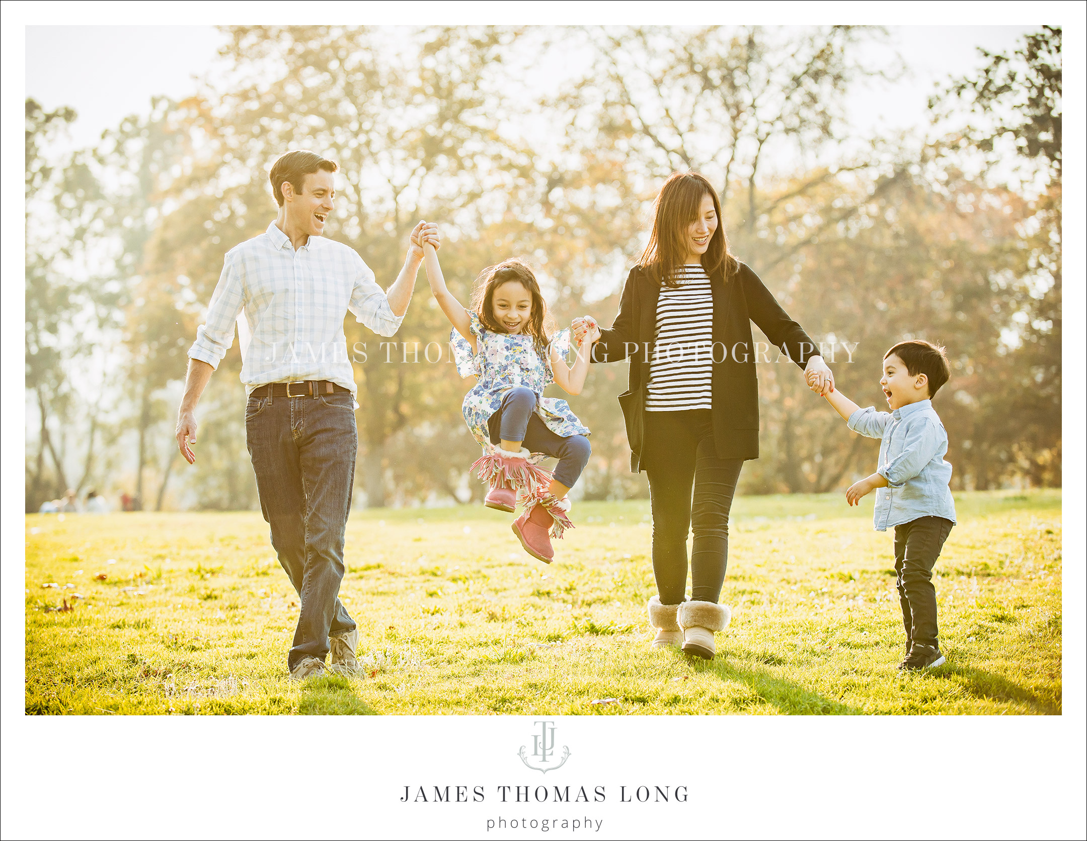 Family Photography session by Seattle WA Family Photographer James Thomas Long Photography