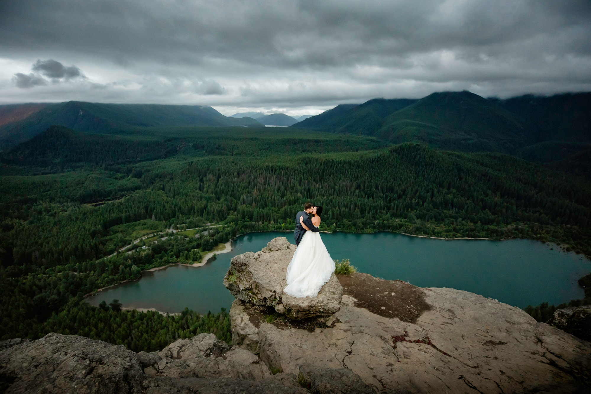 Seattle WA Wedding and Family Photographer James Thomas Long Photography