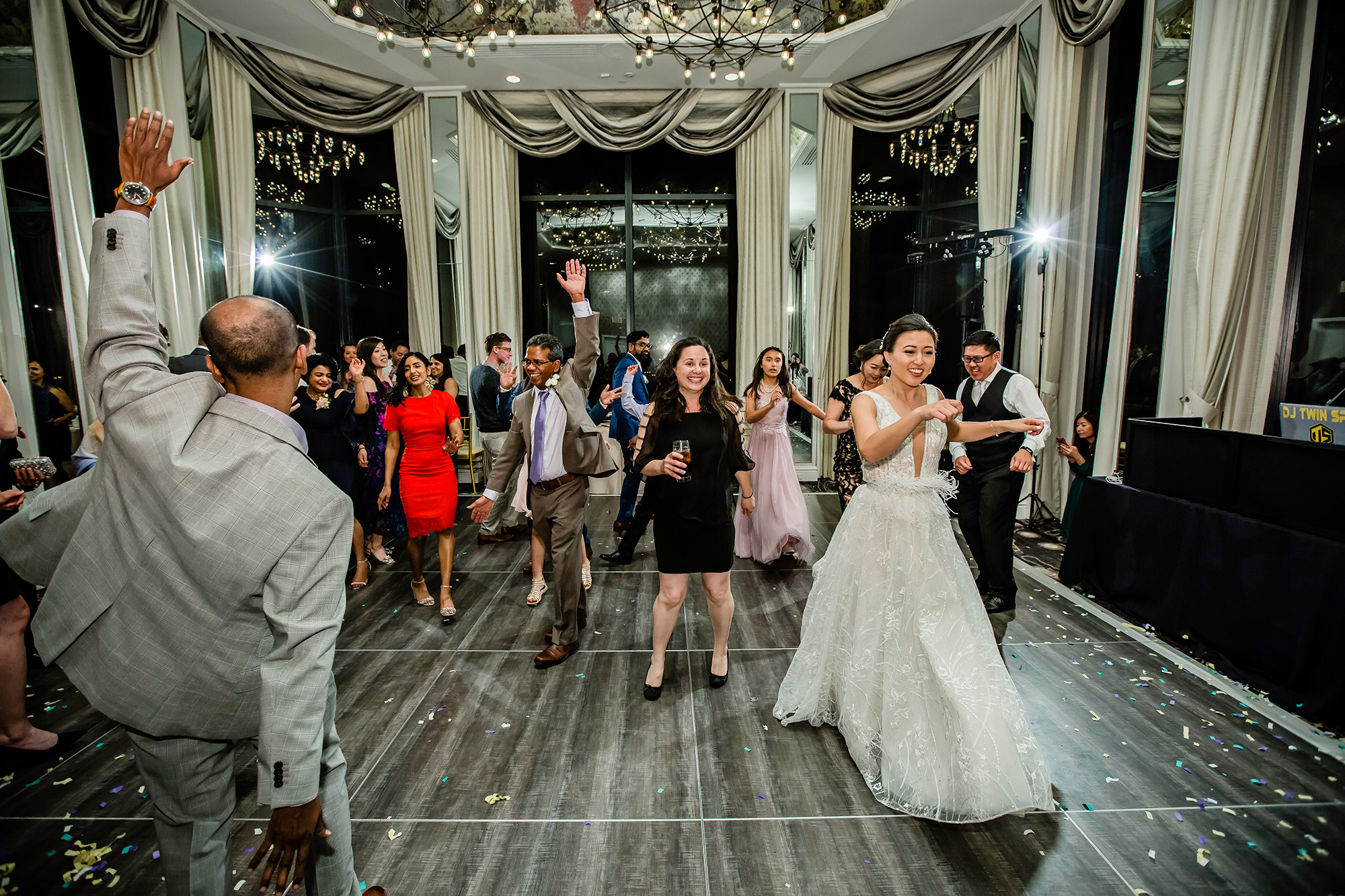 San Francisco Wedding at the Westin St. Francis by Seattle wedding photographer James Thomas Long Photography