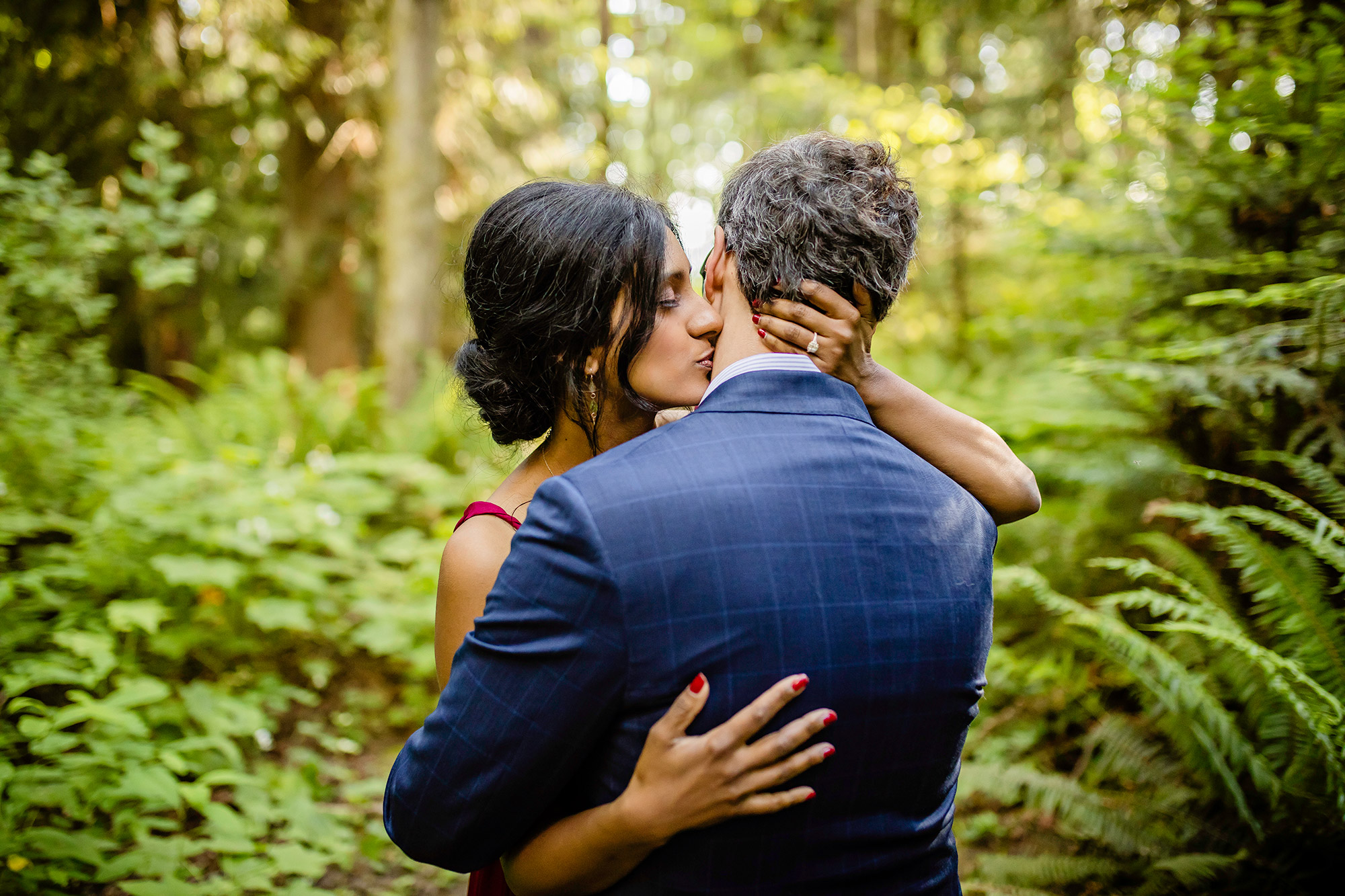 Seattle-WA-Wedding-Photographer-James-Thomas-Long-Photography-Carkeek-Park-Engagement