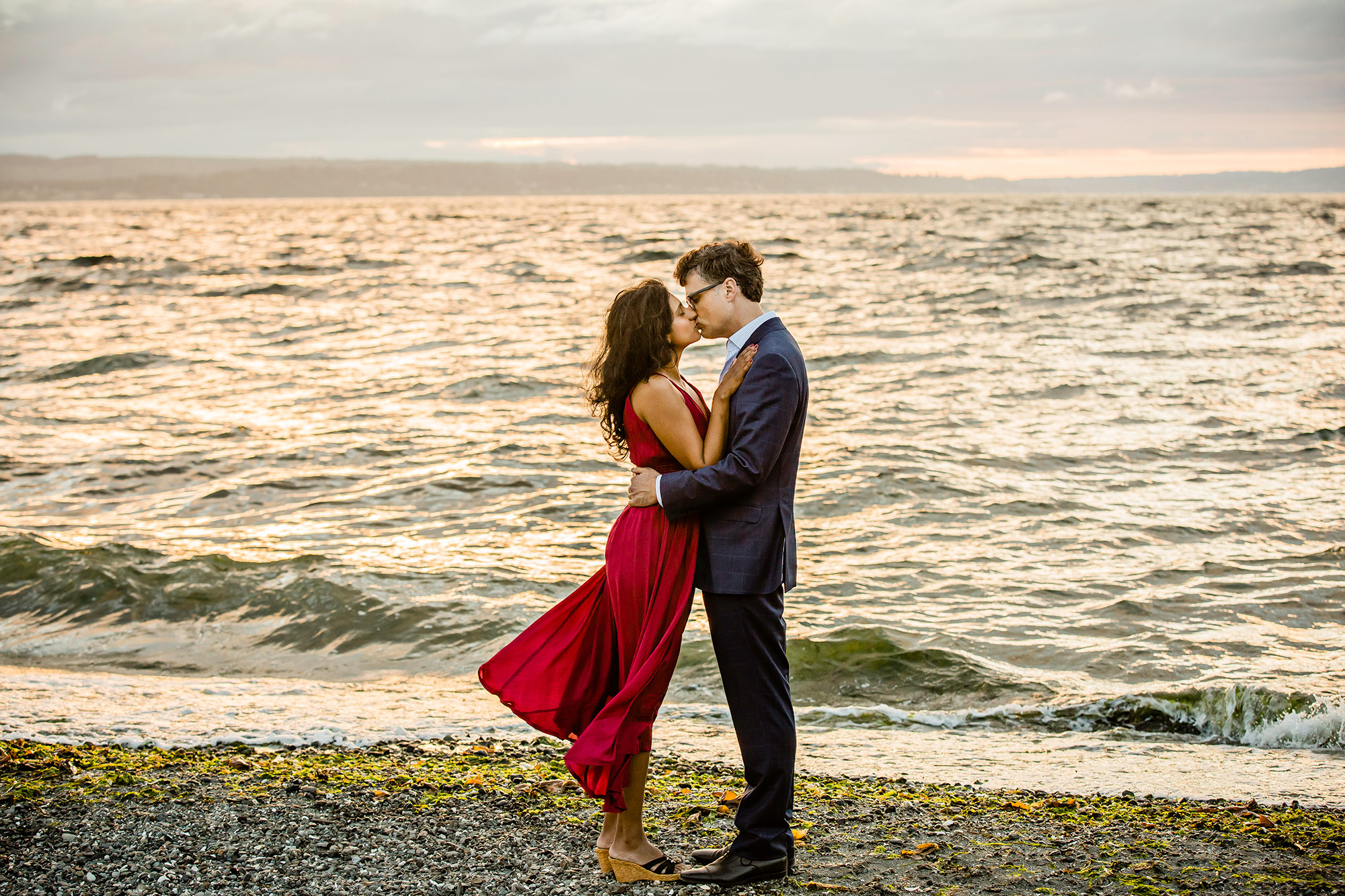 Seattle-WA-Wedding-Photographer-James-Thomas-Long-Photography-Carkeek-Park-Engagement