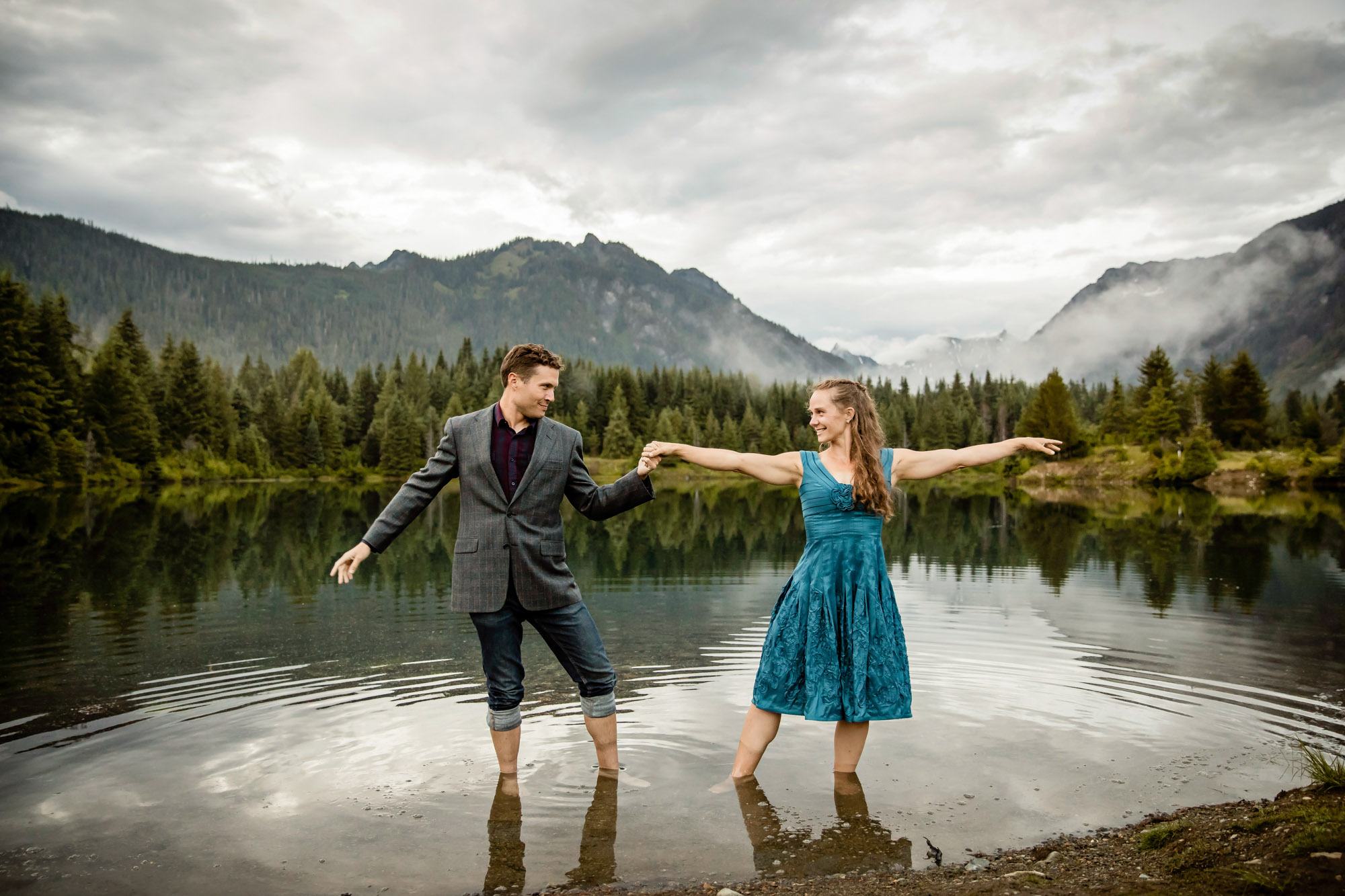 Snoqualmie pass engagement session by James Thomas Long Photography