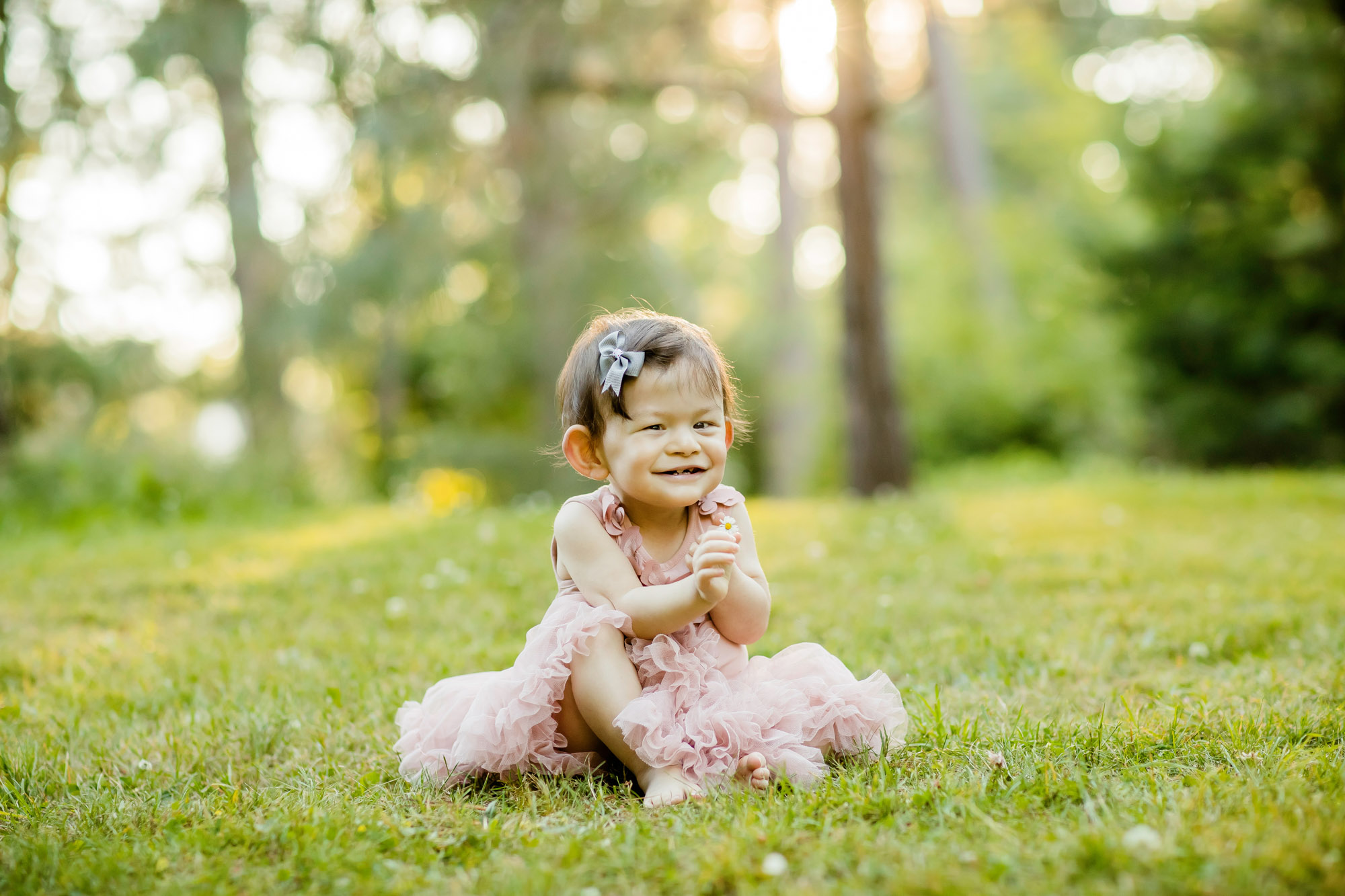 Seattle outdoor family photography session by James Thomas Long Photography