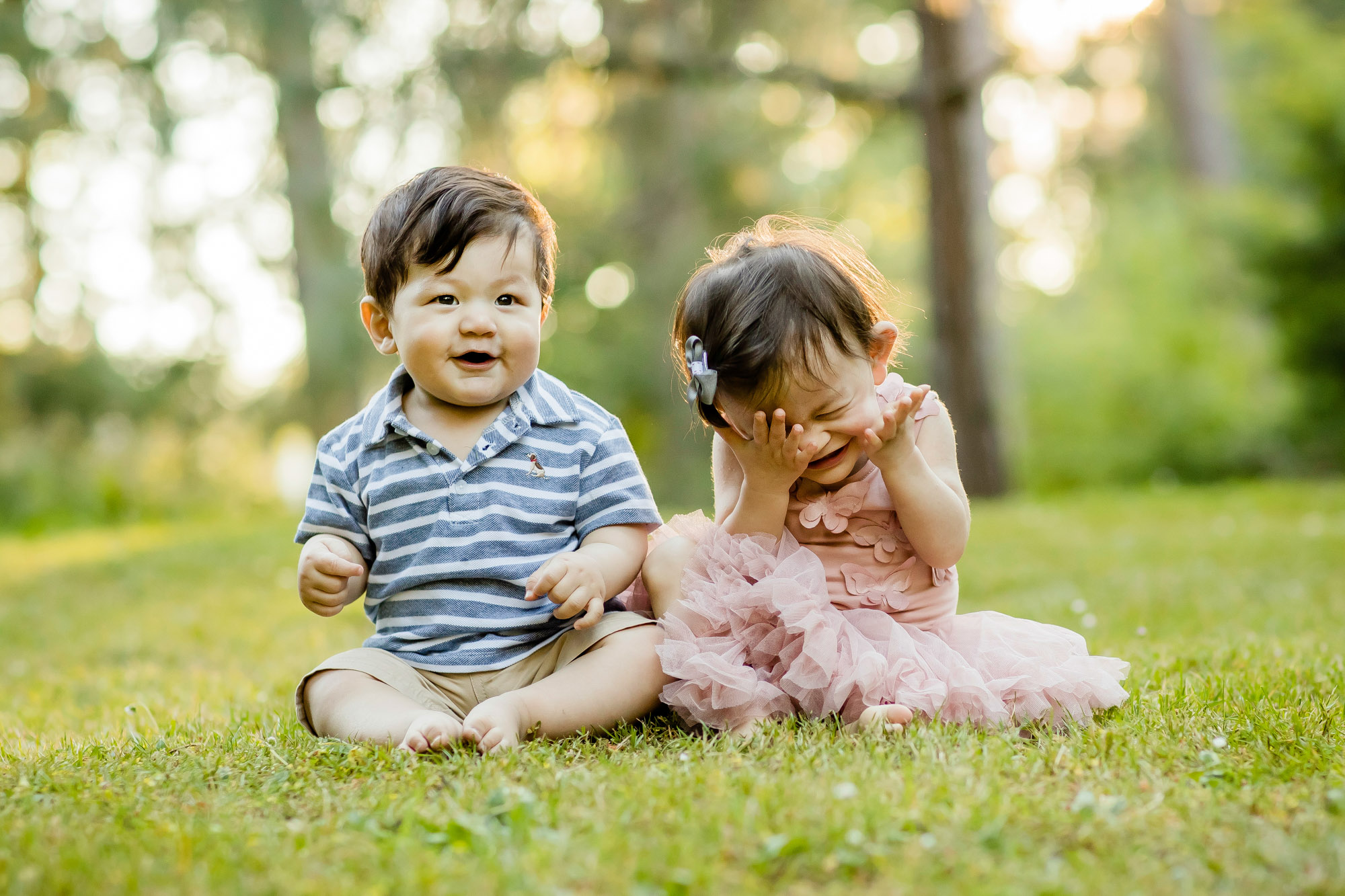 Seattle outdoor family photography session by James Thomas Long Photography