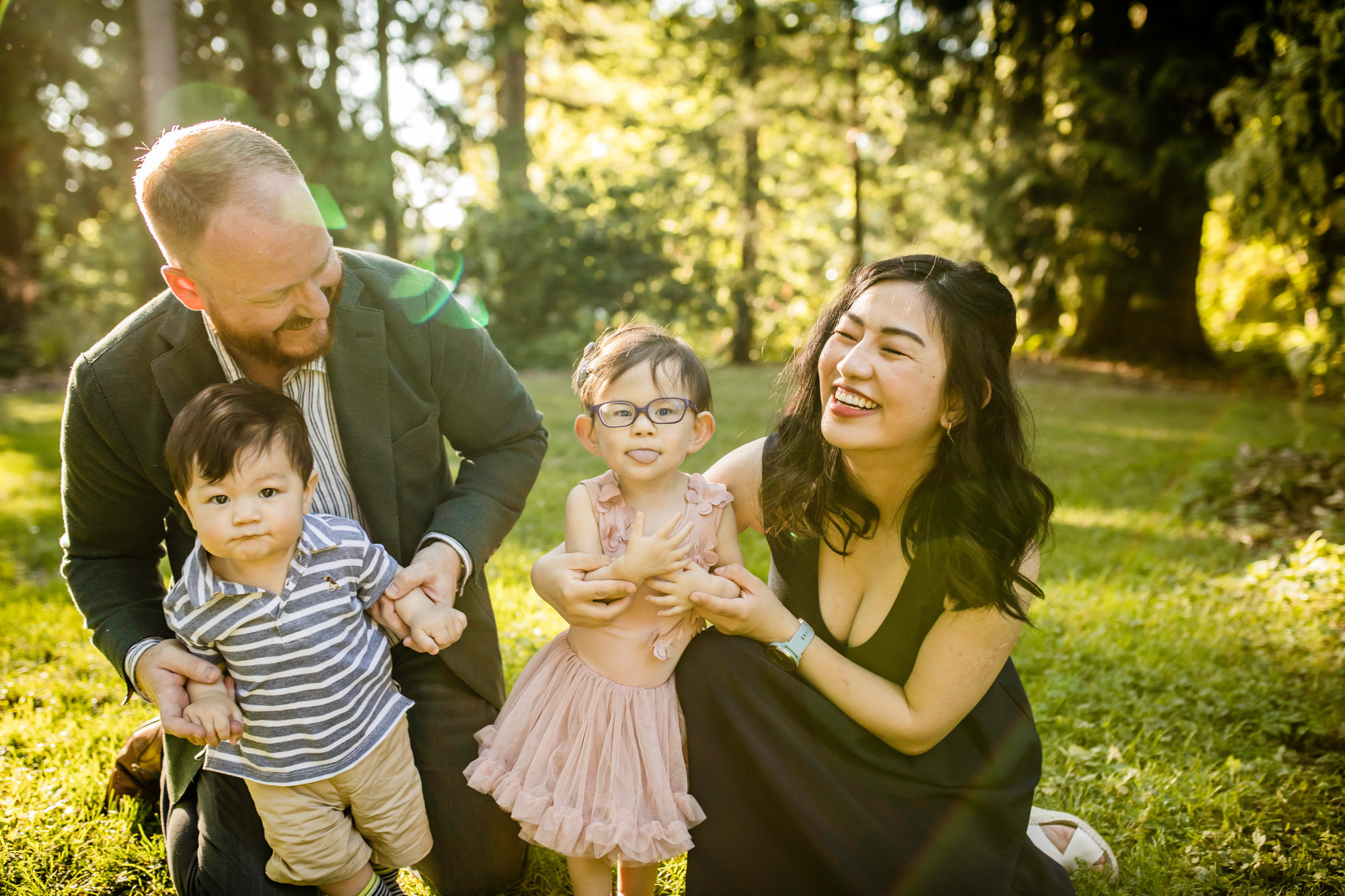 Seattle outdoor family photography session by James Thomas Long Photography