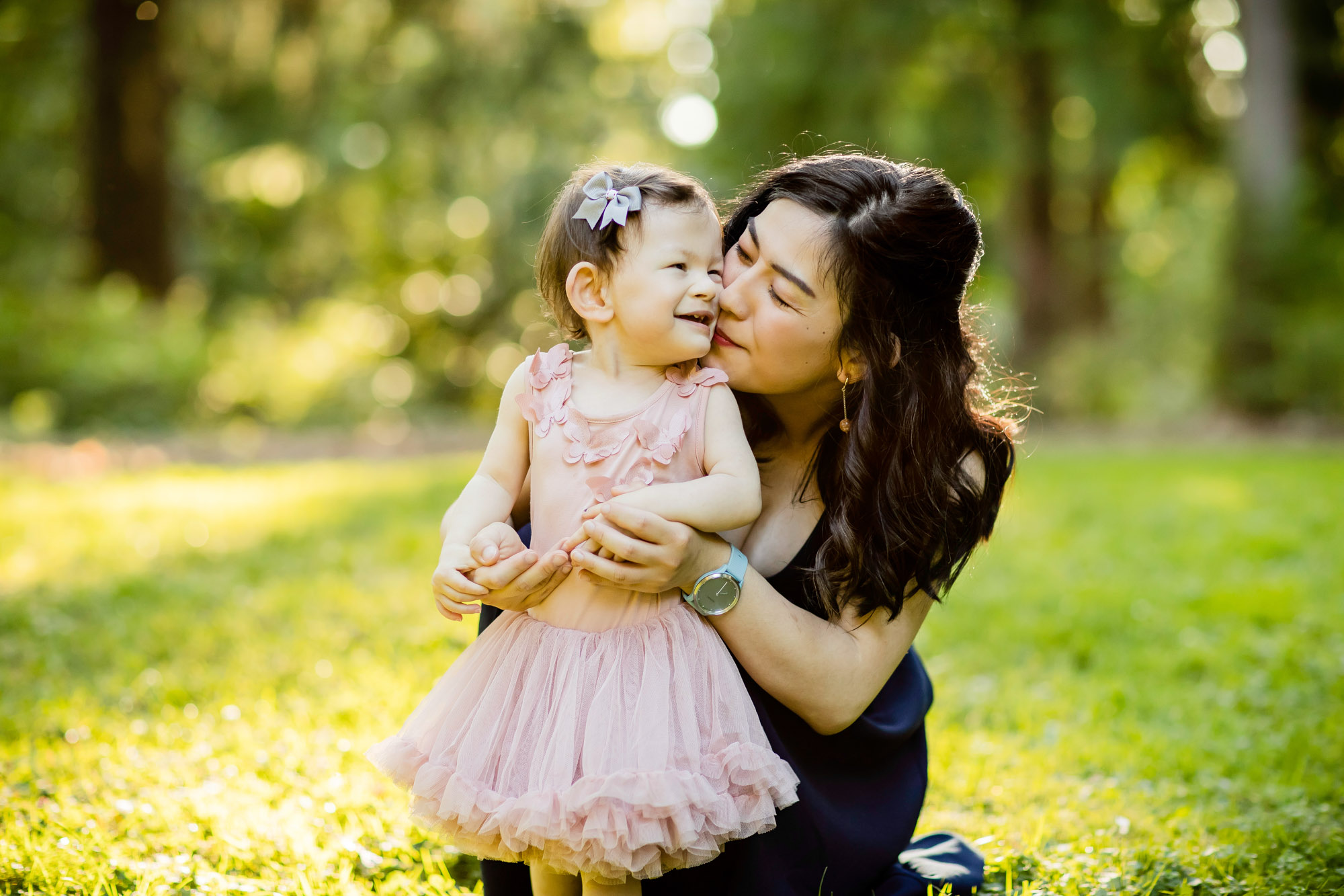 Seattle outdoor family photography session by James Thomas Long Photography