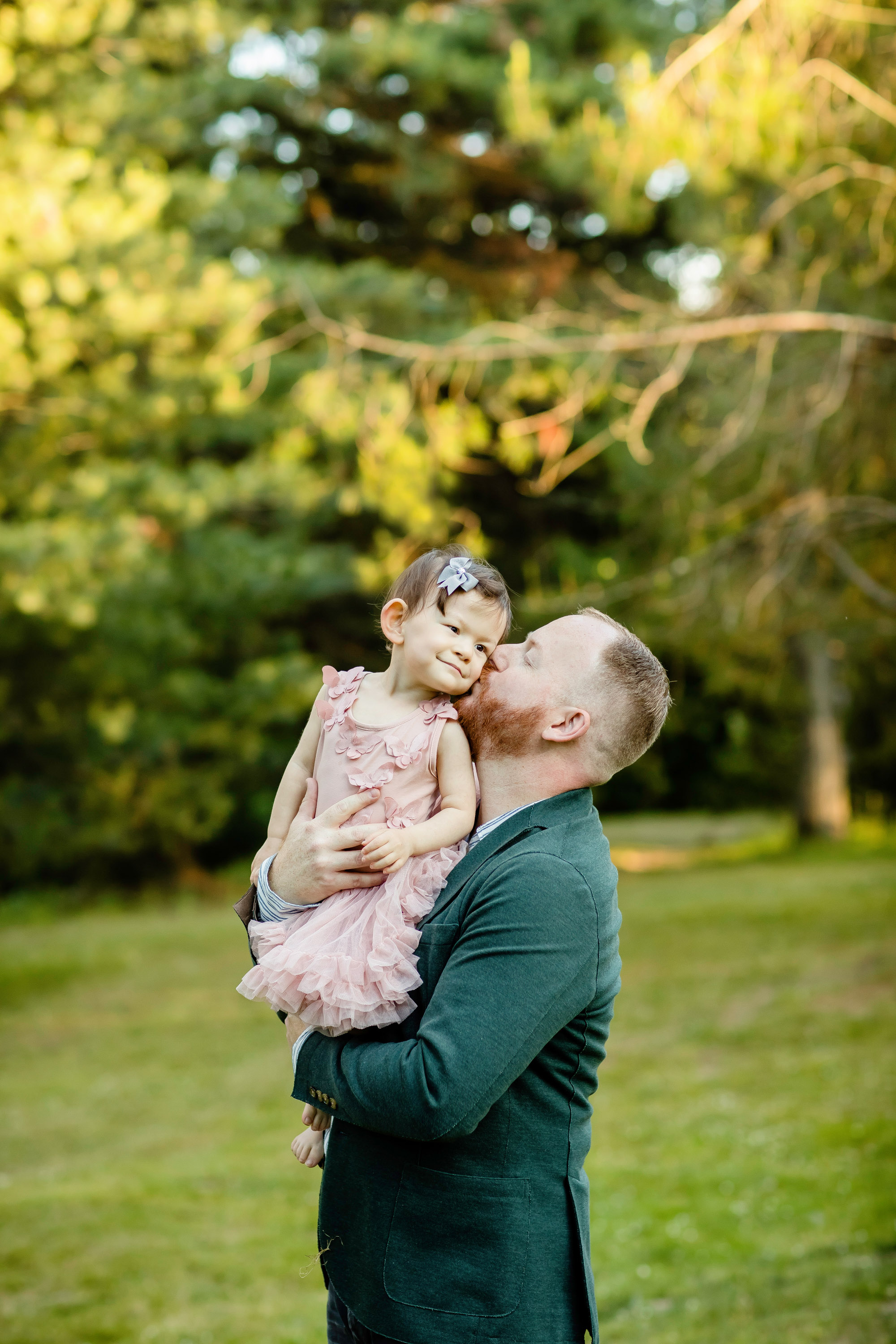 Seattle outdoor family photography session by James Thomas Long Photography