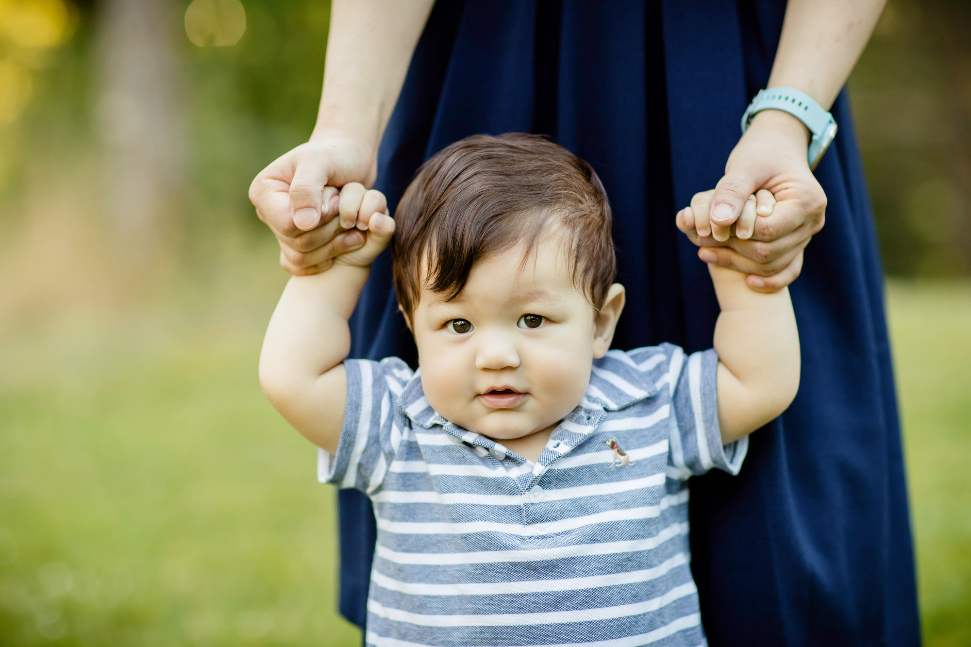 Seattle outdoor family photography session by James Thomas Long Photography