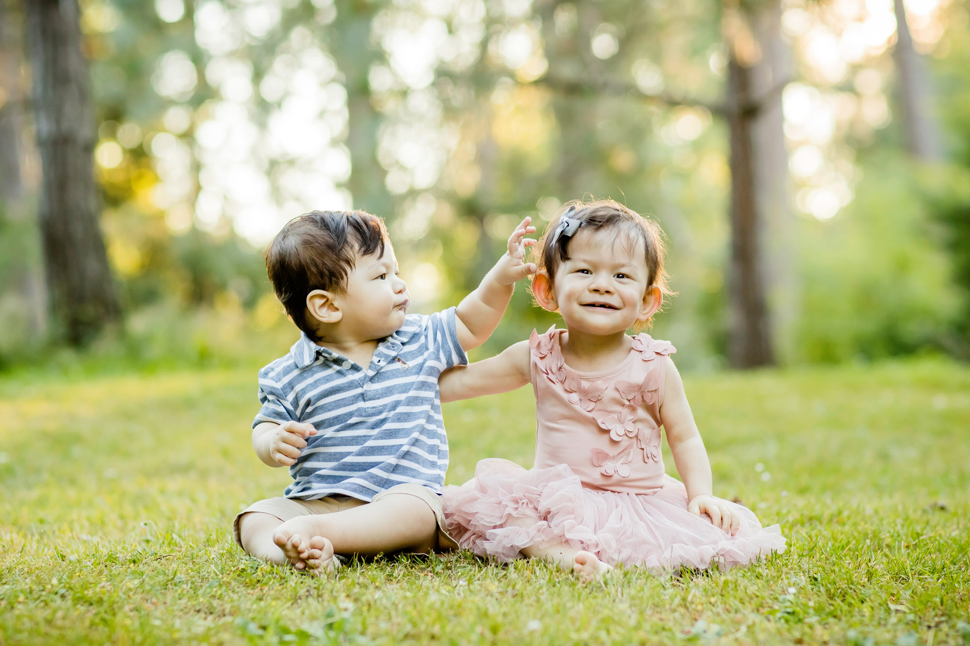 Seattle outdoor family photography session by James Thomas Long Photography