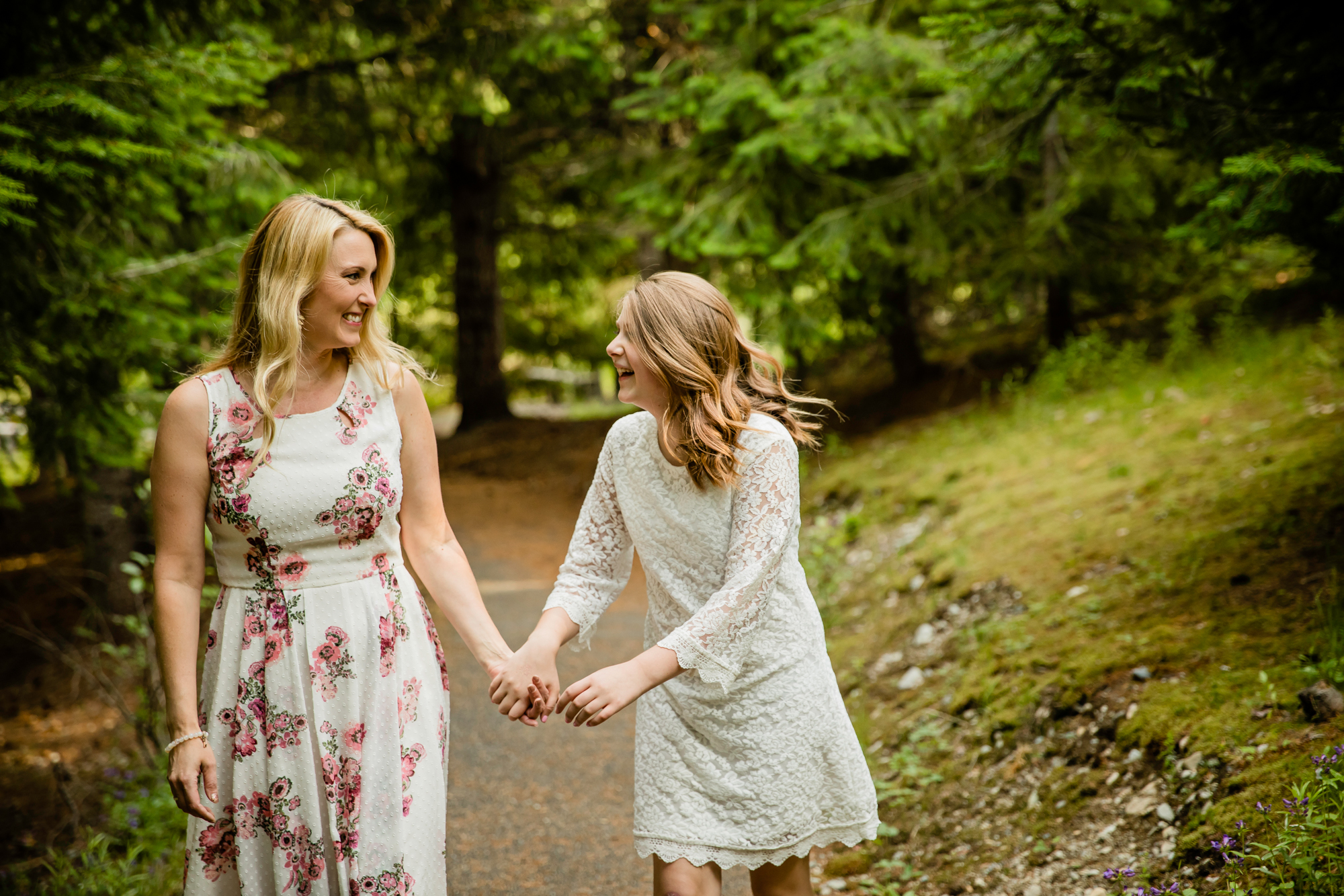 Mother and daughter session at Snoqualmie Pass by James Thomas Long Photography