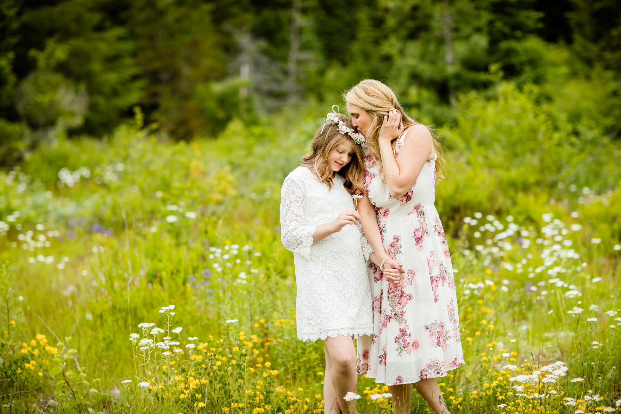 Mother and daughter session at Snoqualmie Pass by James Thomas Long Photography