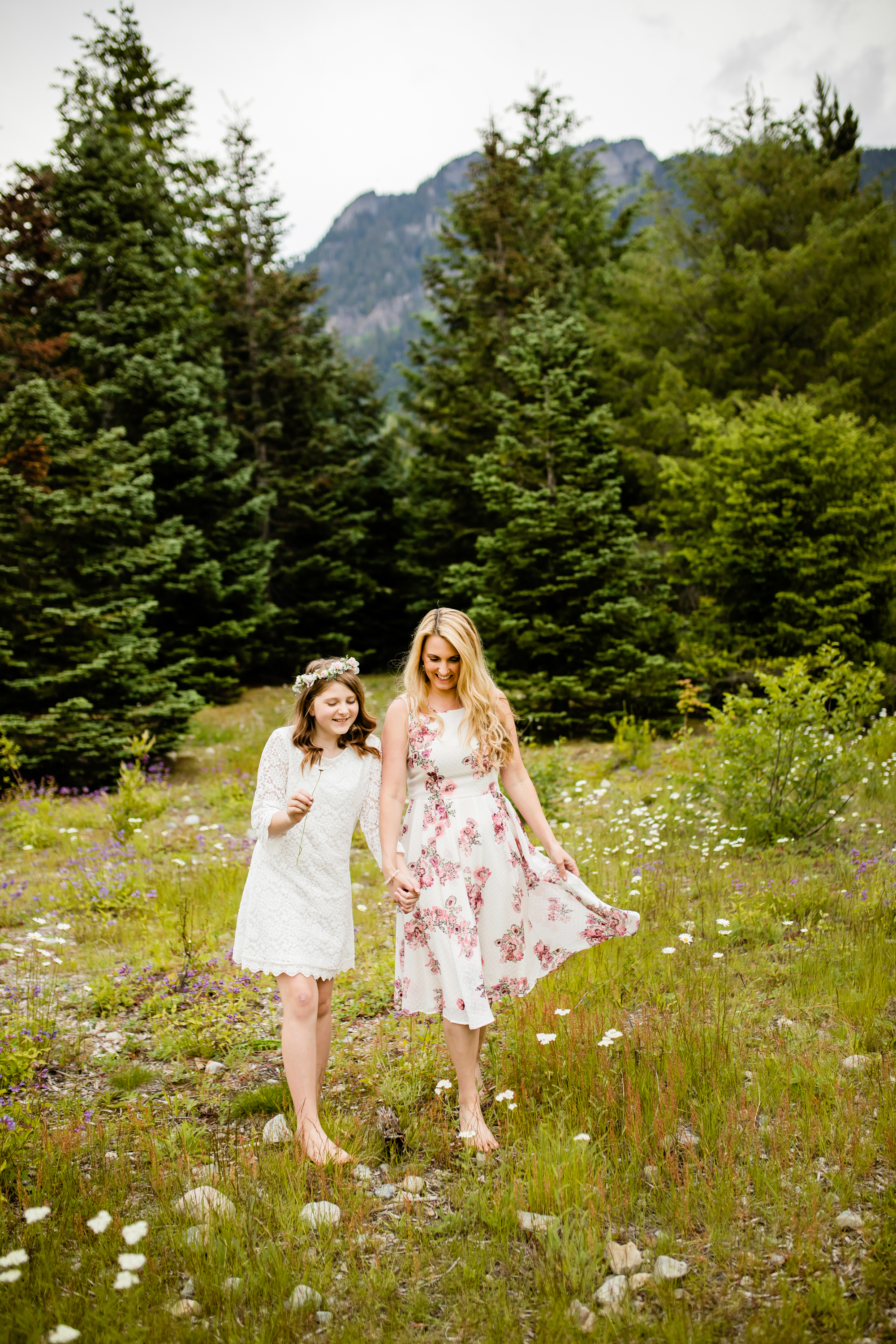 Mother and daughter session at Snoqualmie Pass by James Thomas Long Photography