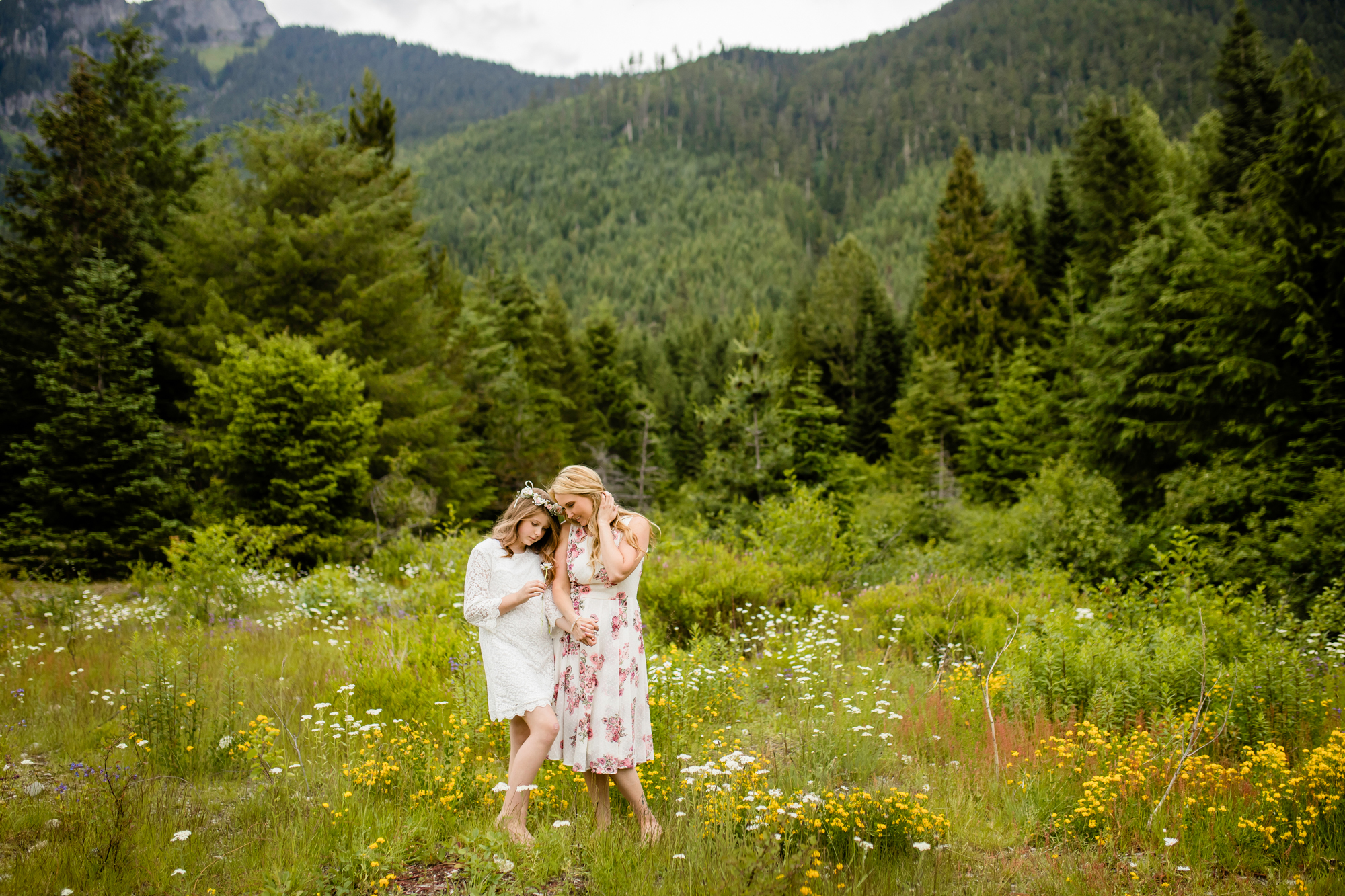 Mother and daughter session at Snoqualmie Pass by James Thomas Long Photography