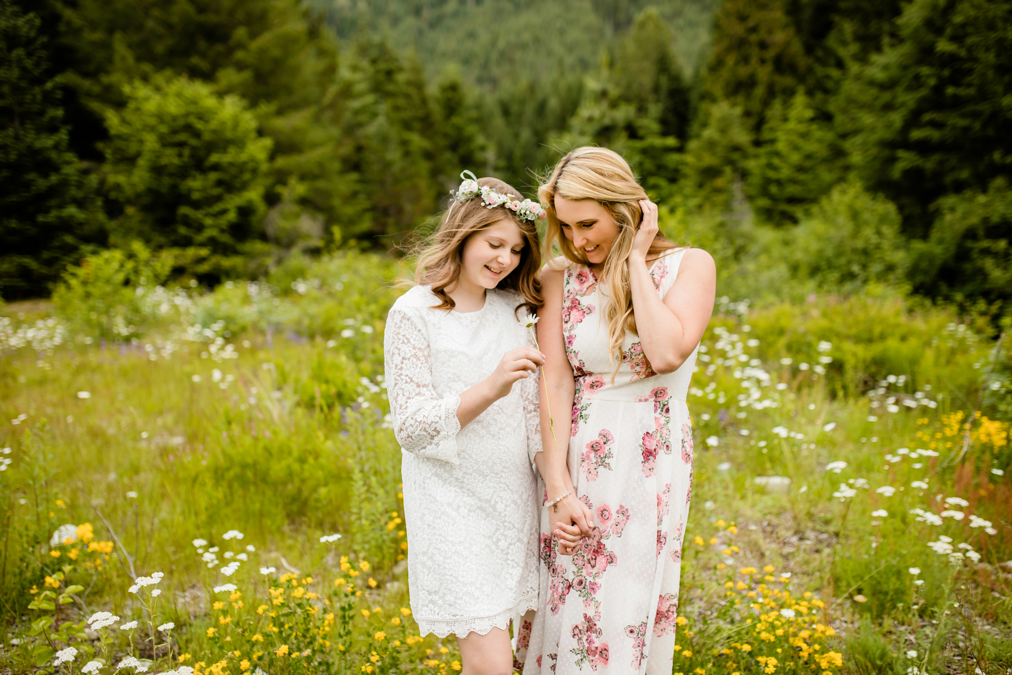 Mother and daughter session at Snoqualmie Pass by James Thomas Long Photography