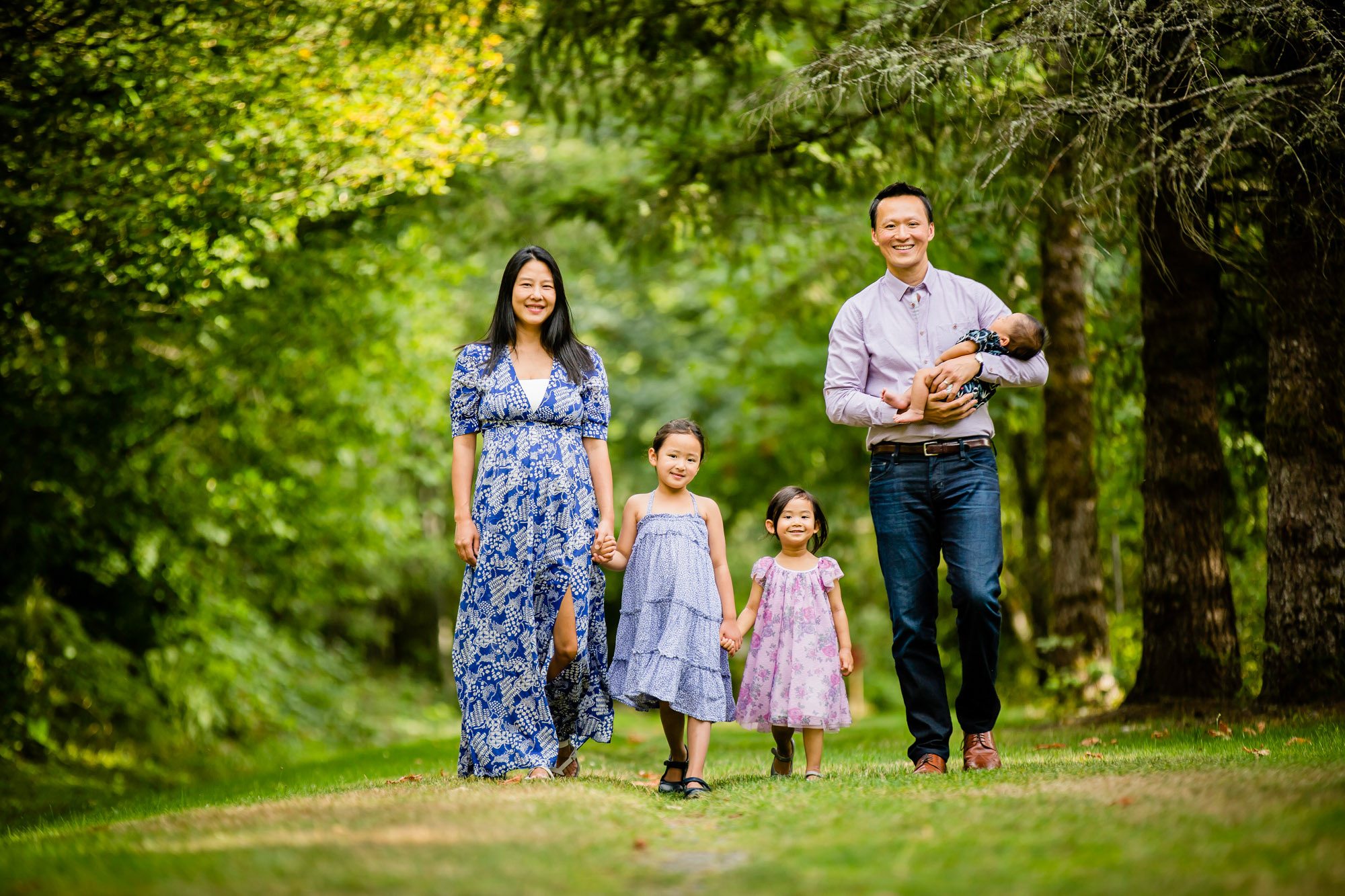 Snoqualmie Valley family photography session at Rattlesnake Lake by James Thomas Long Photography