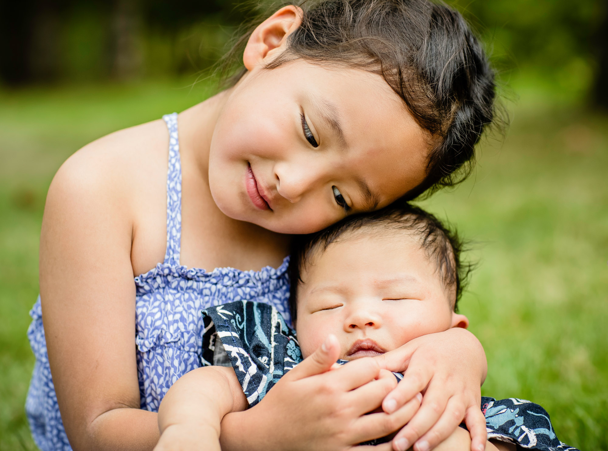 Snoqualmie Valley family photography session at Rattlesnake Lake by James Thomas Long Photography