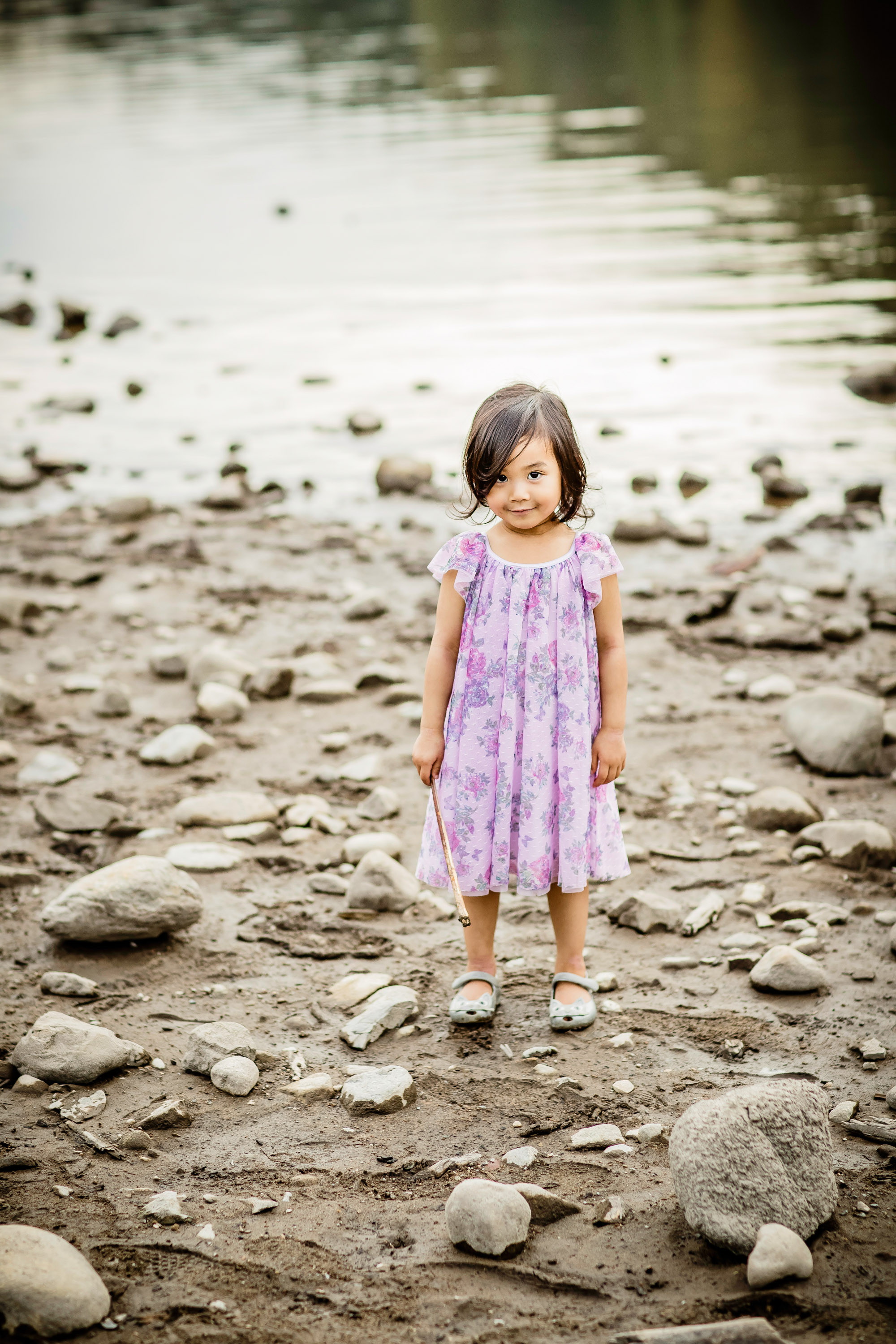 Snoqualmie Valley family photography session at Rattlesnake Lake by James Thomas Long Photography