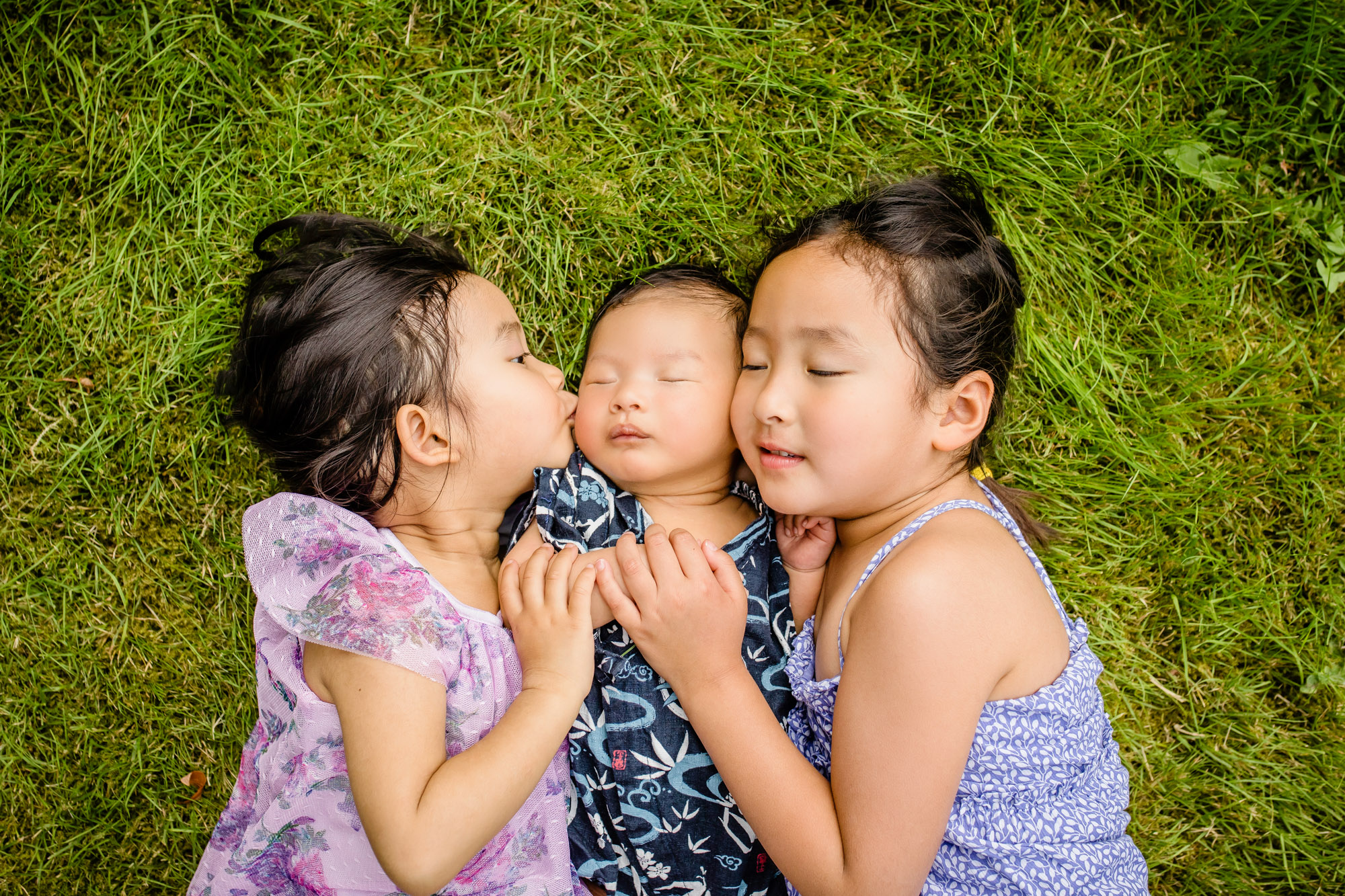 Snoqualmie Valley family photography session at Rattlesnake Lake by James Thomas Long Photography