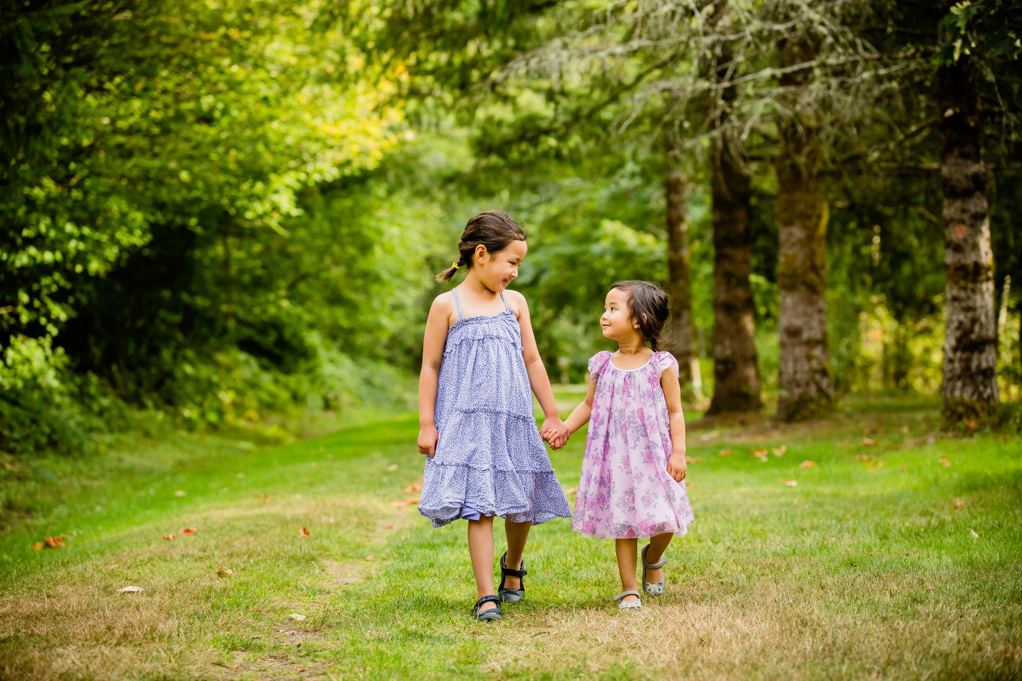 Snoqualmie Valley family photography session at Rattlesnake Lake by James Thomas Long Photography