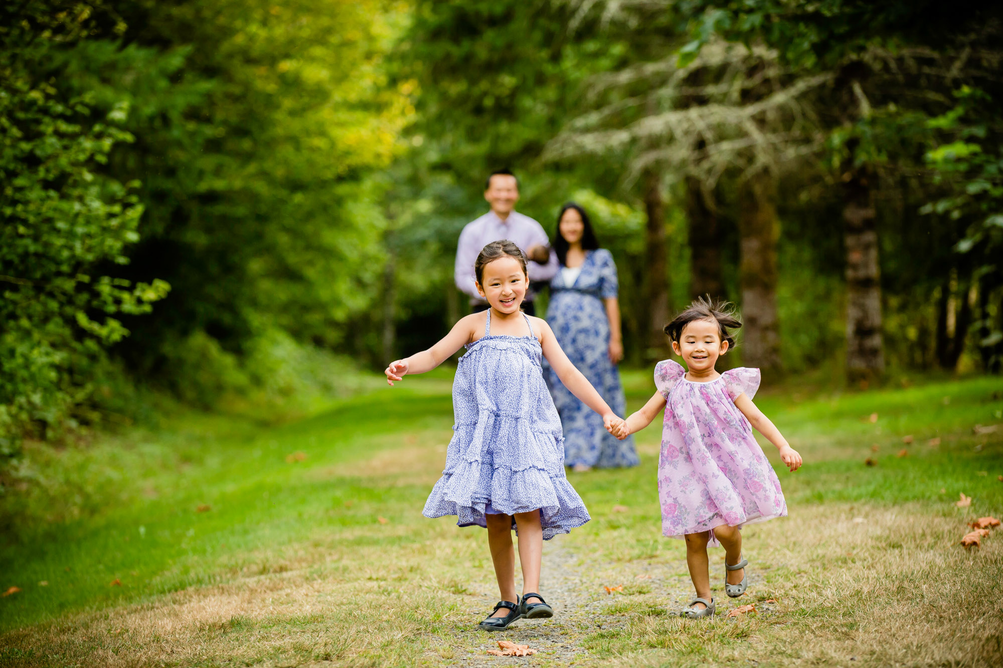 Snoqualmie Valley family photography session at Rattlesnake Lake by James Thomas Long Photography