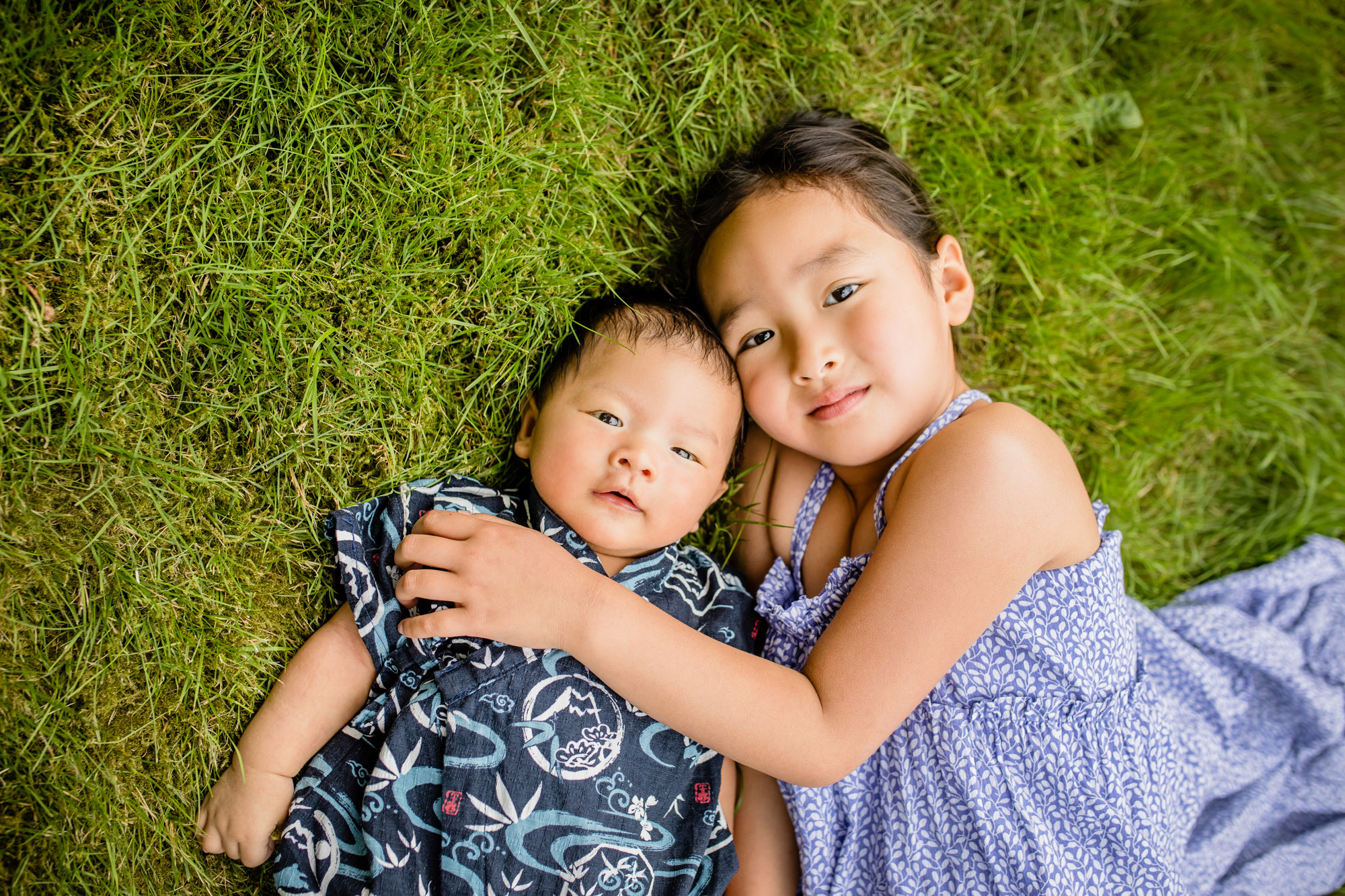 Snoqualmie Valley family photography session at Rattlesnake Lake by James Thomas Long Photography