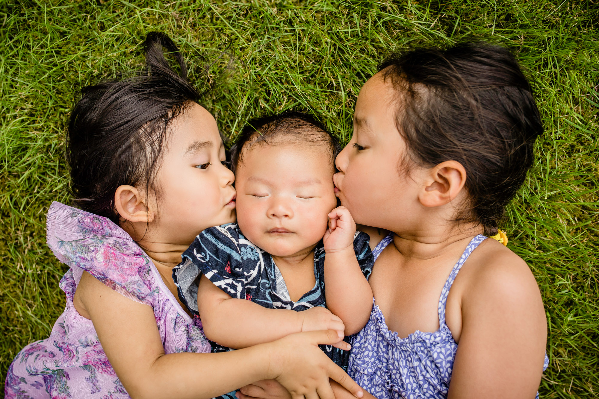 Snoqualmie Valley family photography session at Rattlesnake Lake by James Thomas Long Photography