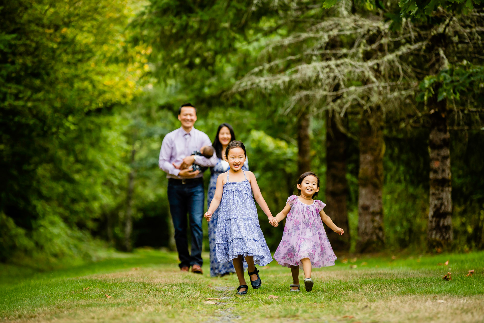 Snoqualmie Valley family photography session at Rattlesnake Lake by James Thomas Long Photography