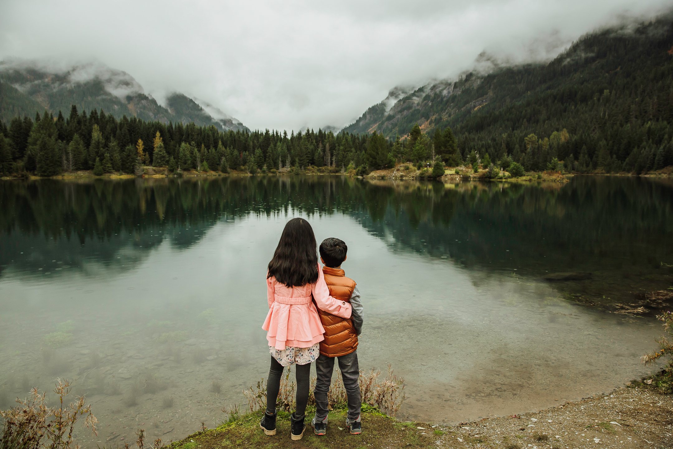 Family photography session at Snoqualmie Pass by Snoqualmie Family Photographer James Thomas Long Photography