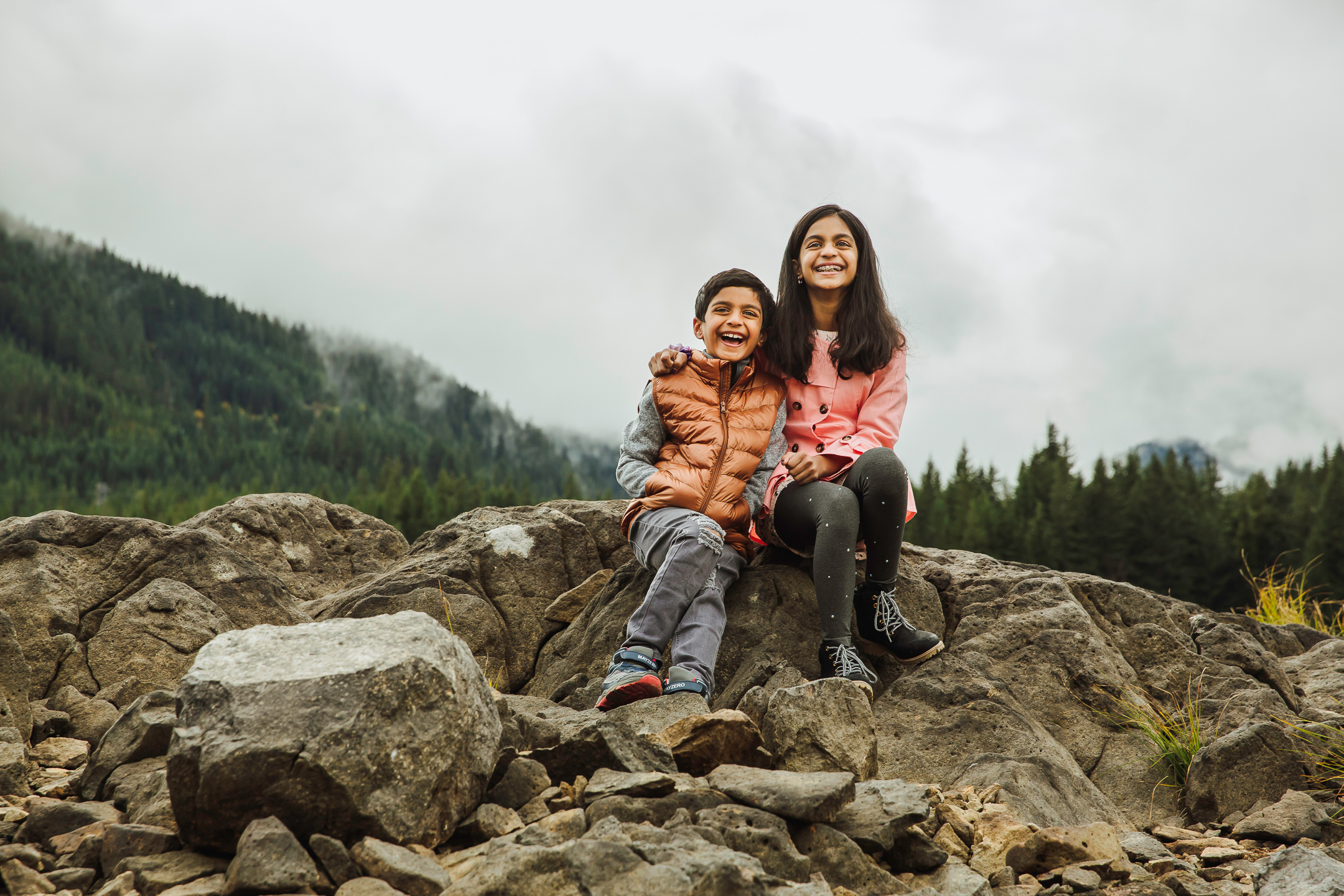 Family photography session at Snoqualmie Pass by Snoqualmie Family Photographer James Thomas Long Photography