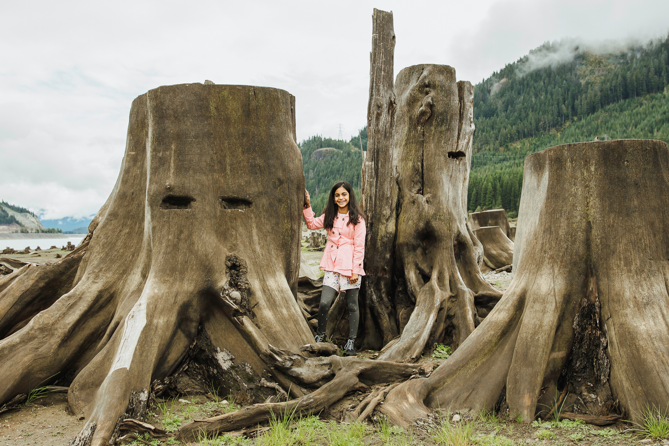 Family photography session at Snoqualmie Pass by Snoqualmie Family Photographer James Thomas Long Photography