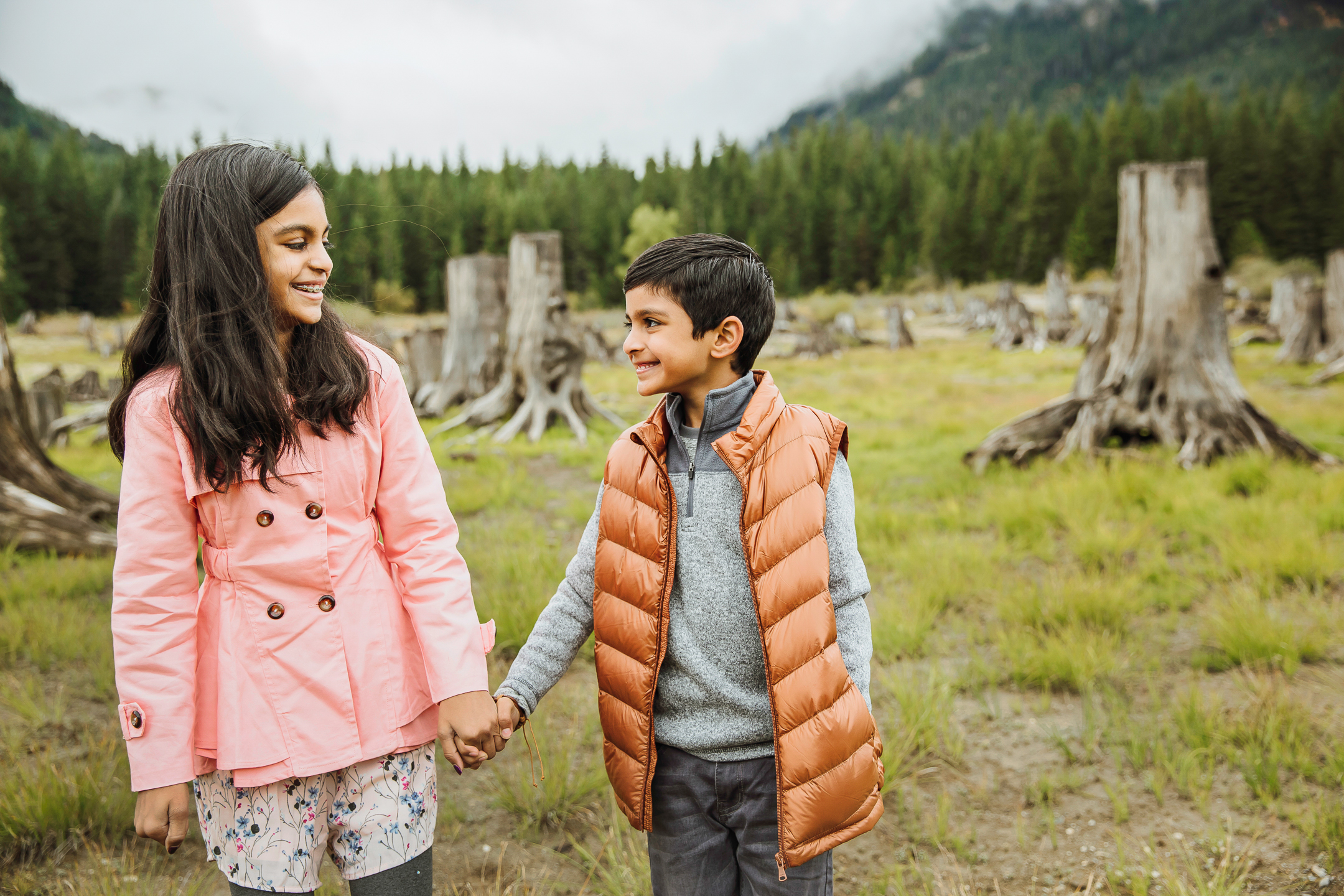 Family photography session at Snoqualmie Pass by Snoqualmie Family Photographer James Thomas Long Photography