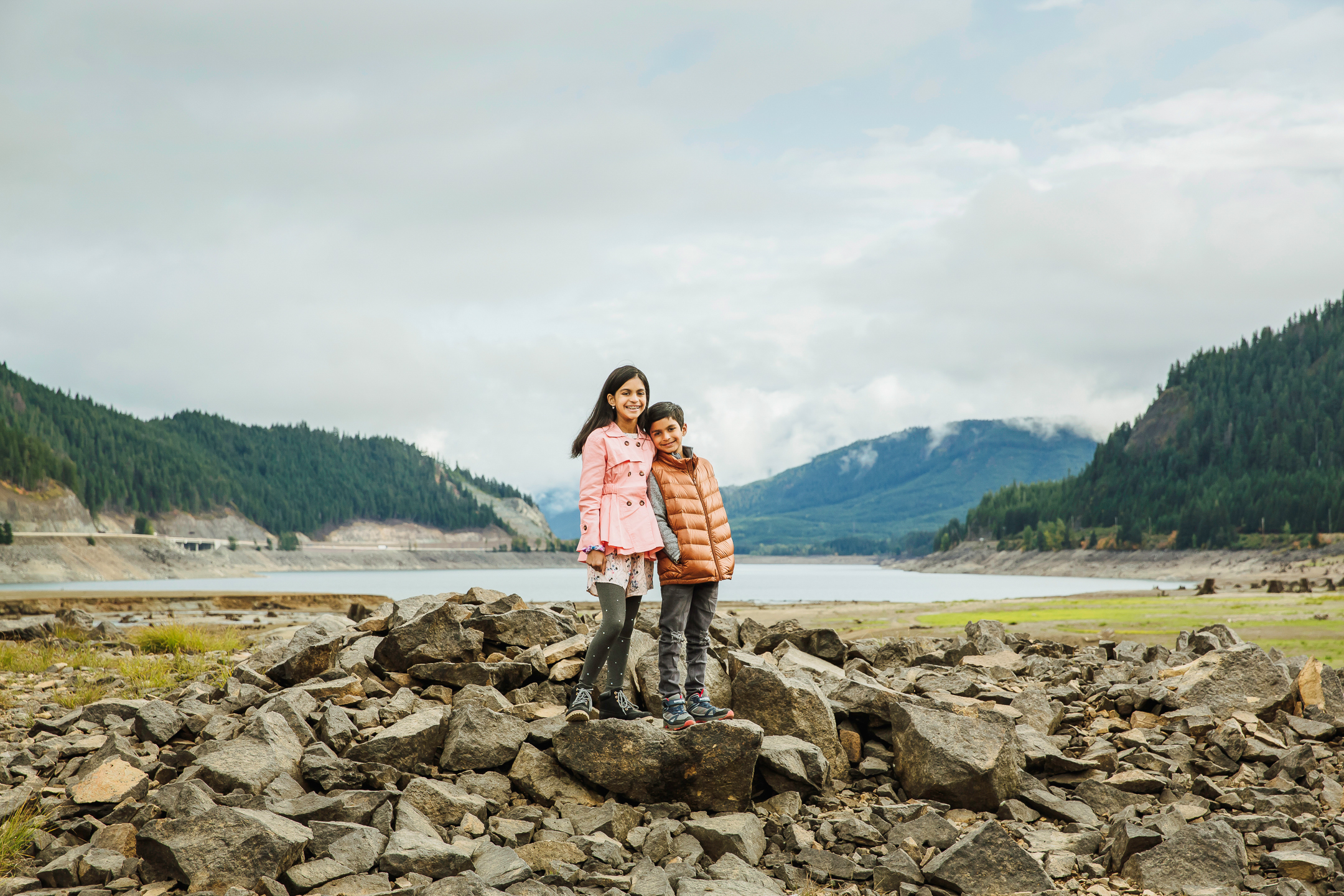 Family photography session at Snoqualmie Pass by Snoqualmie Family Photographer James Thomas Long Photography