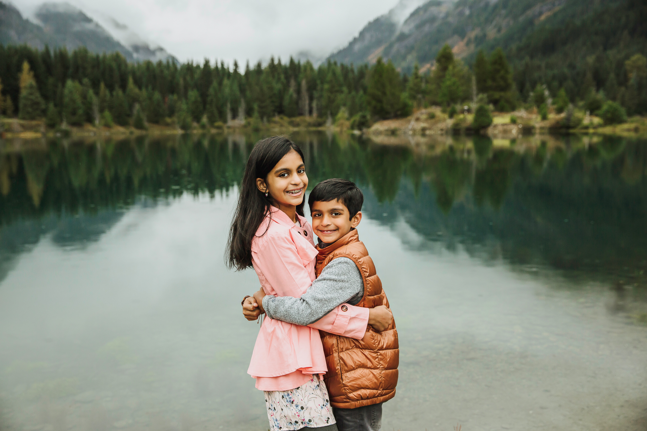 Family photography session at Snoqualmie Pass by Snoqualmie Family Photographer James Thomas Long Photography