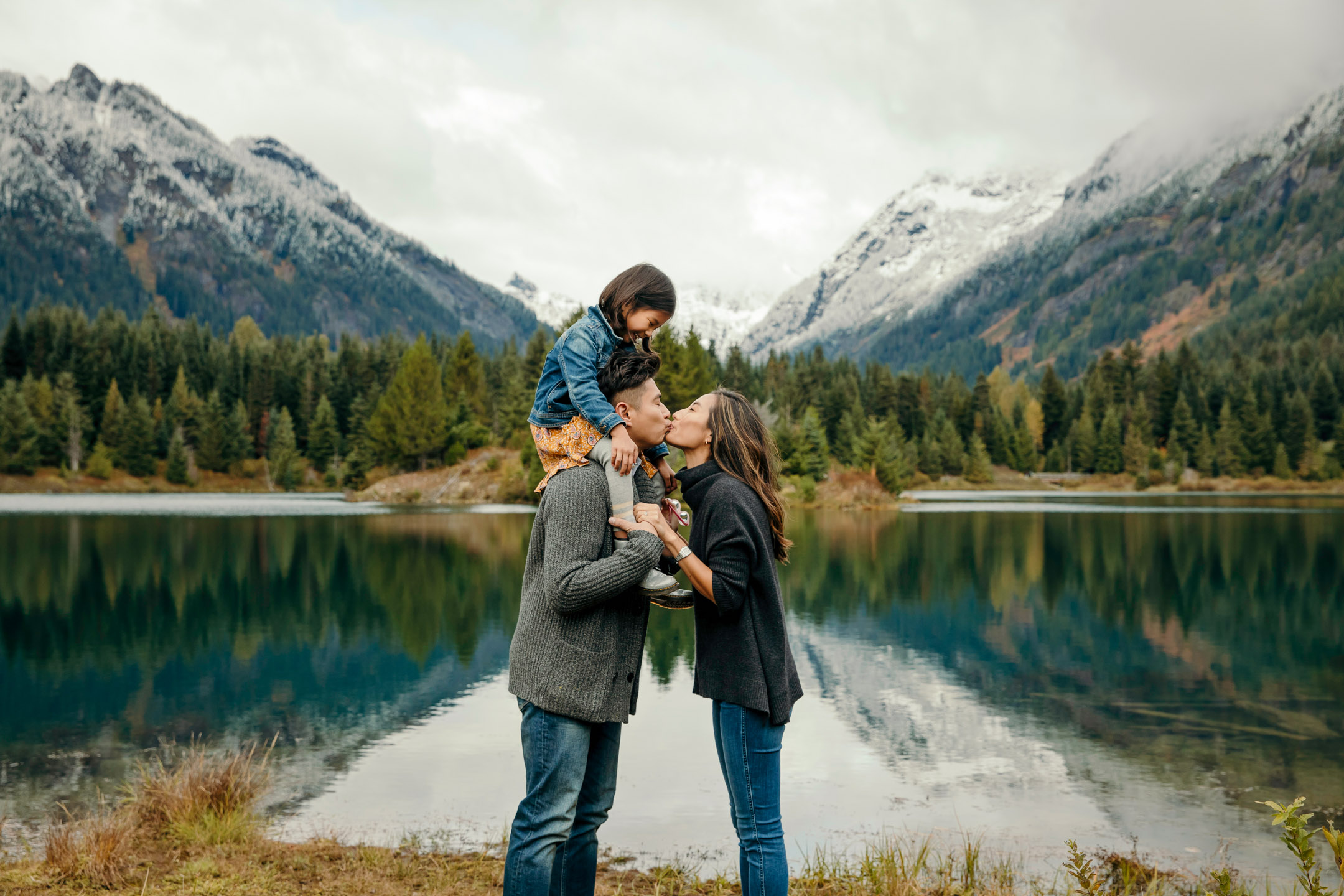 Family photography session at Snoqualmie Pass in the mountains by Snoqualmie Family Photographer James Thomas Long Photography