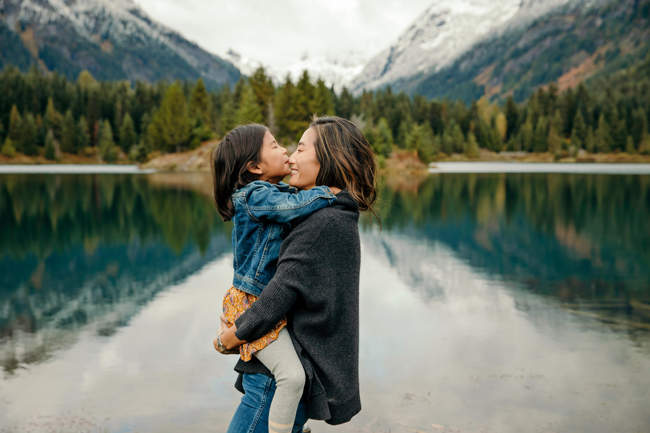 Family photography session at Snoqualmie Pass in the mountains by Snoqualmie Family Photographer James Thomas Long Photography