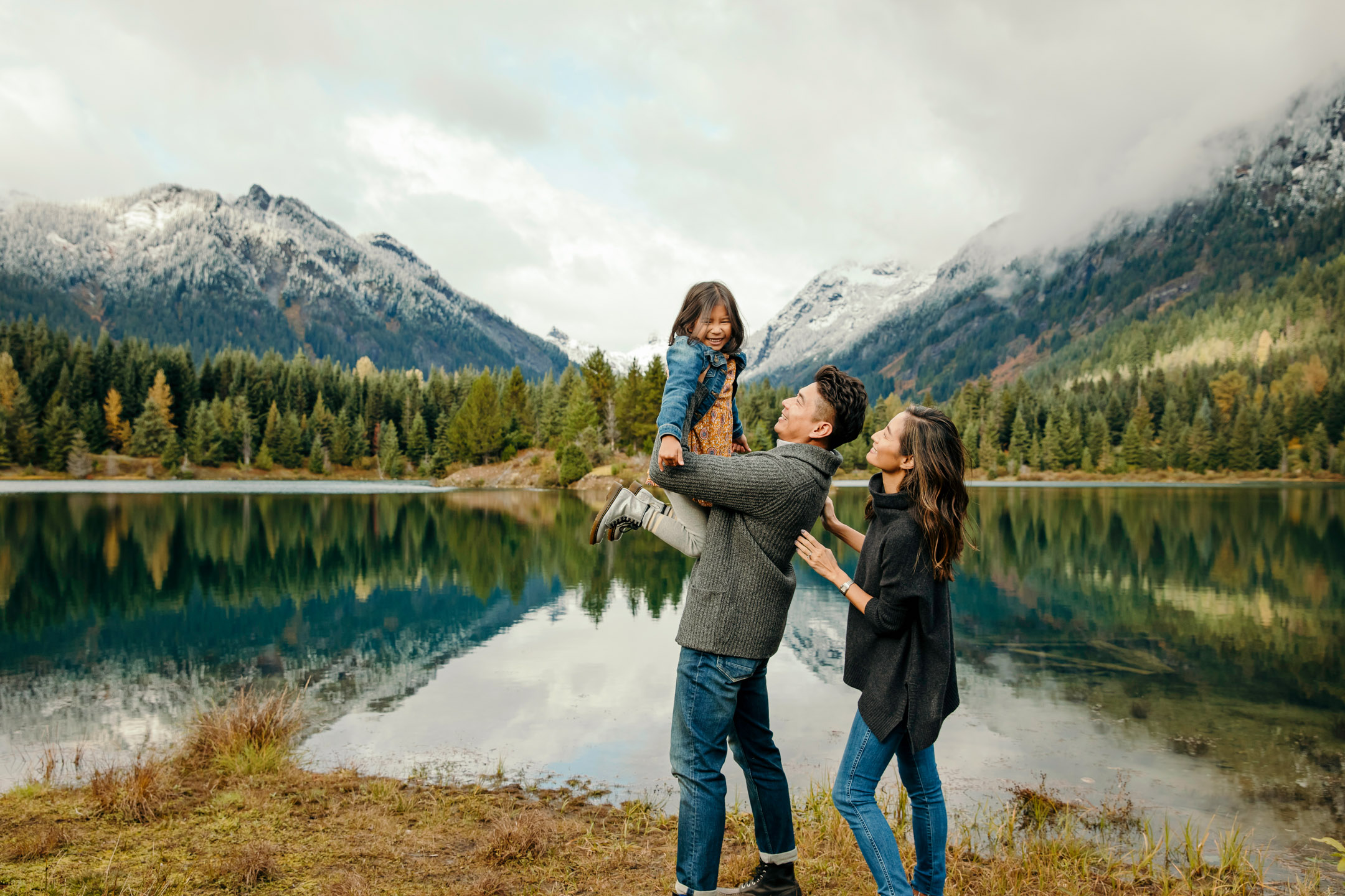 Family photography session at Snoqualmie Pass in the mountains by Snoqualmie Family Photographer James Thomas Long Photography