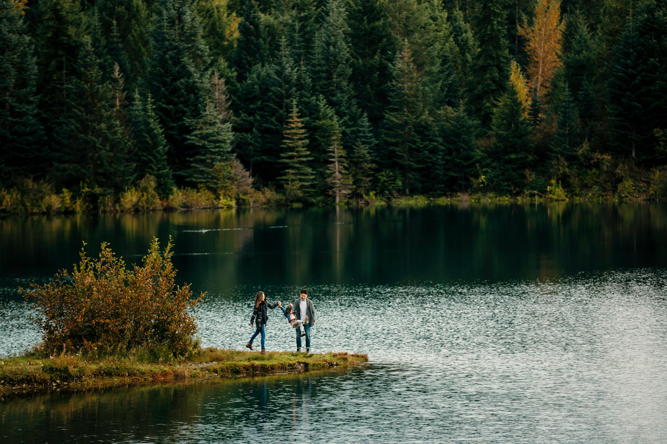 Family photography session at Snoqualmie Pass in the mountains by Snoqualmie Family Photographer James Thomas Long Photography