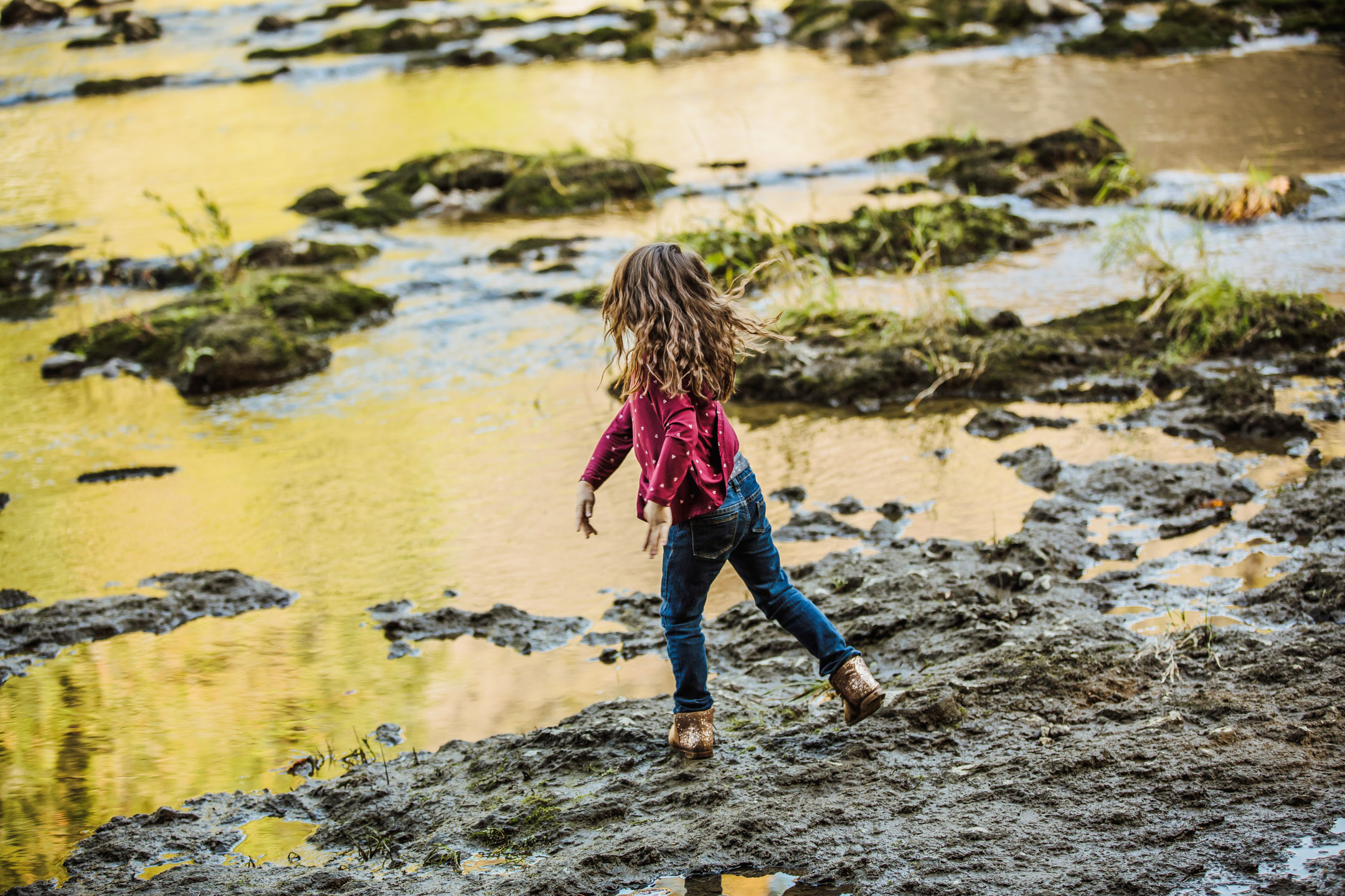 Family of three photography session at Snoqualmie Falls by James Thomas Long Photography