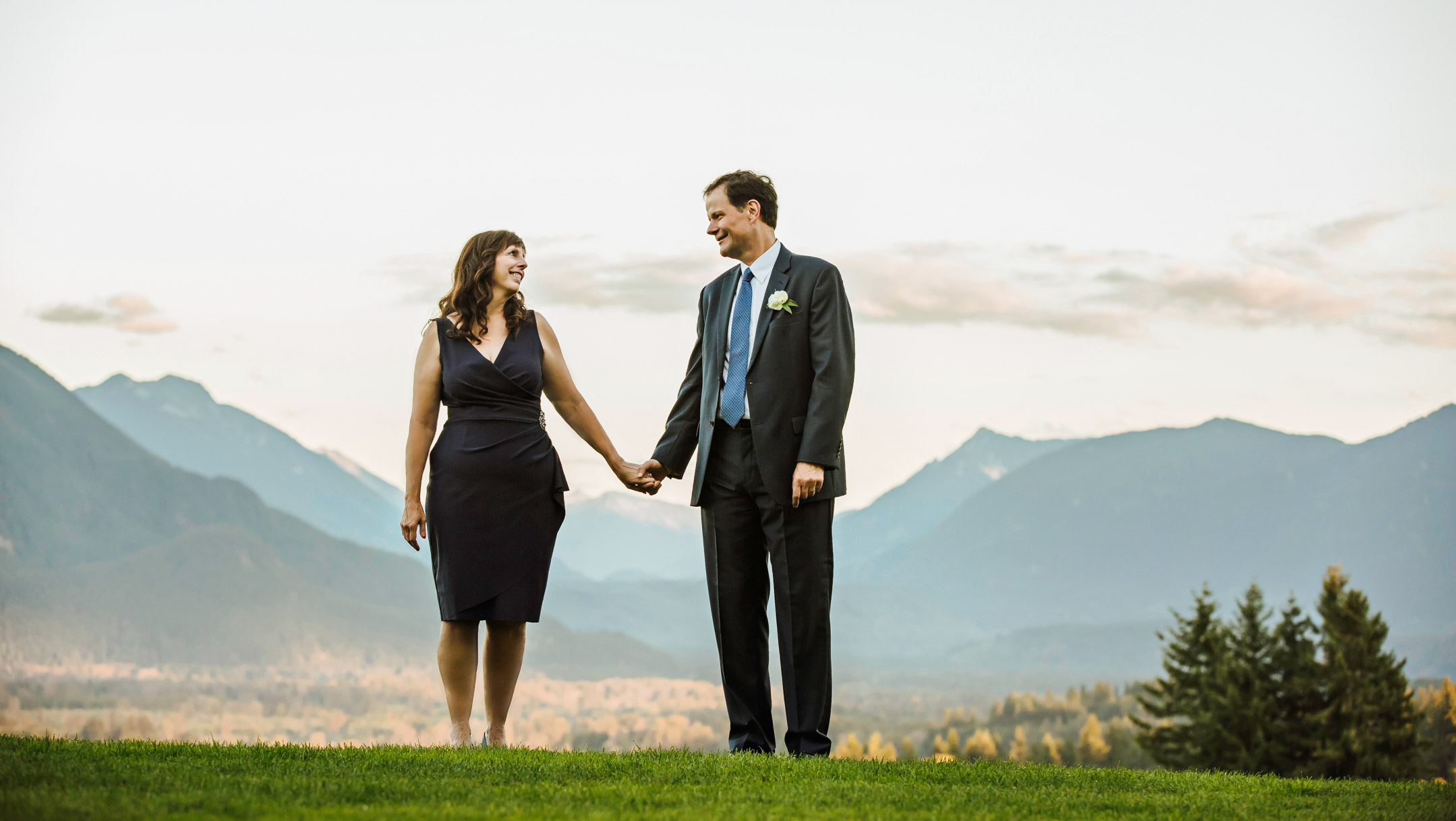 The Club at Snoqualmie Ridge wedding by James Thomas Long Photography