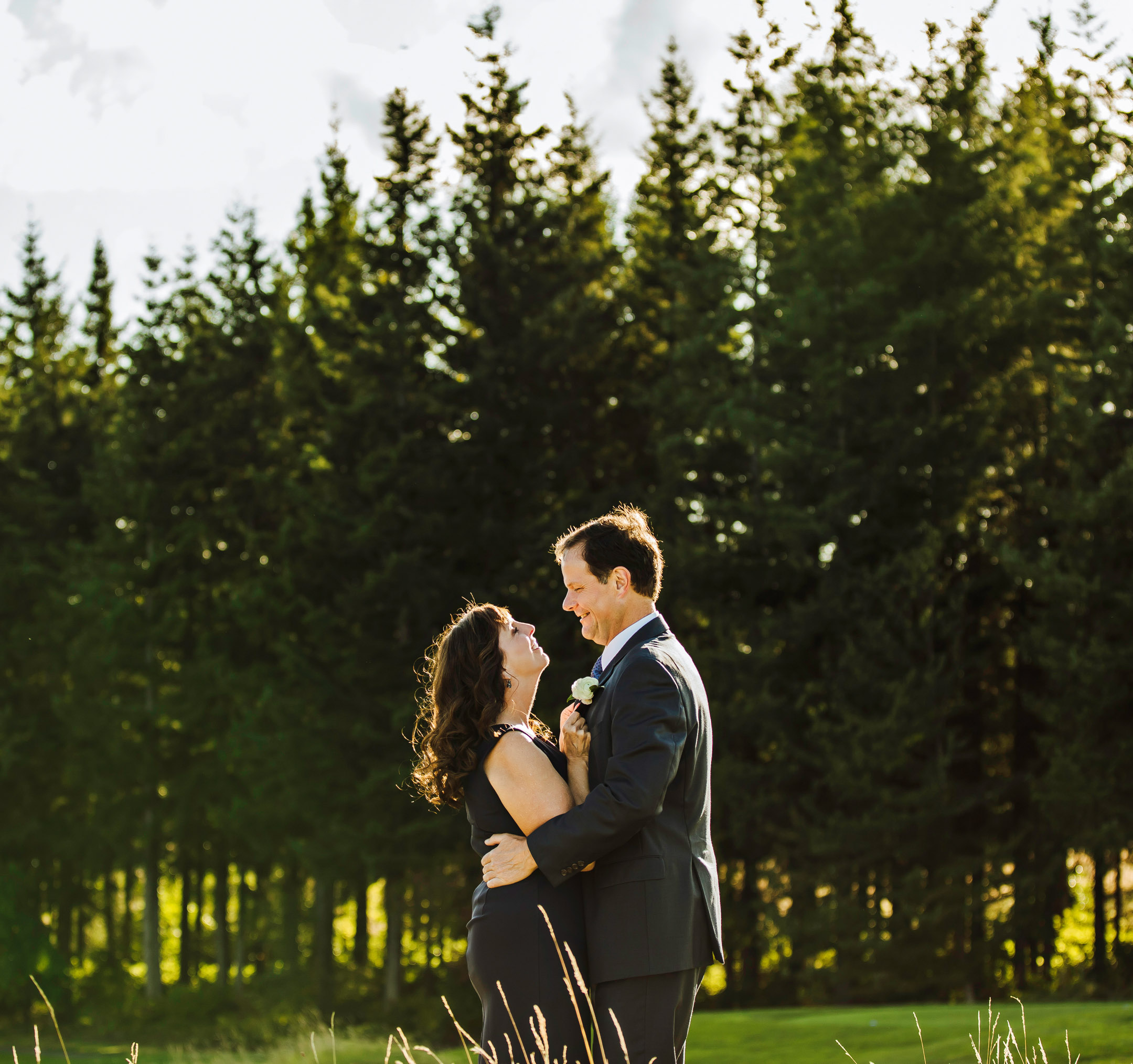 The Club at Snoqualmie Ridge wedding by James Thomas Long Photography