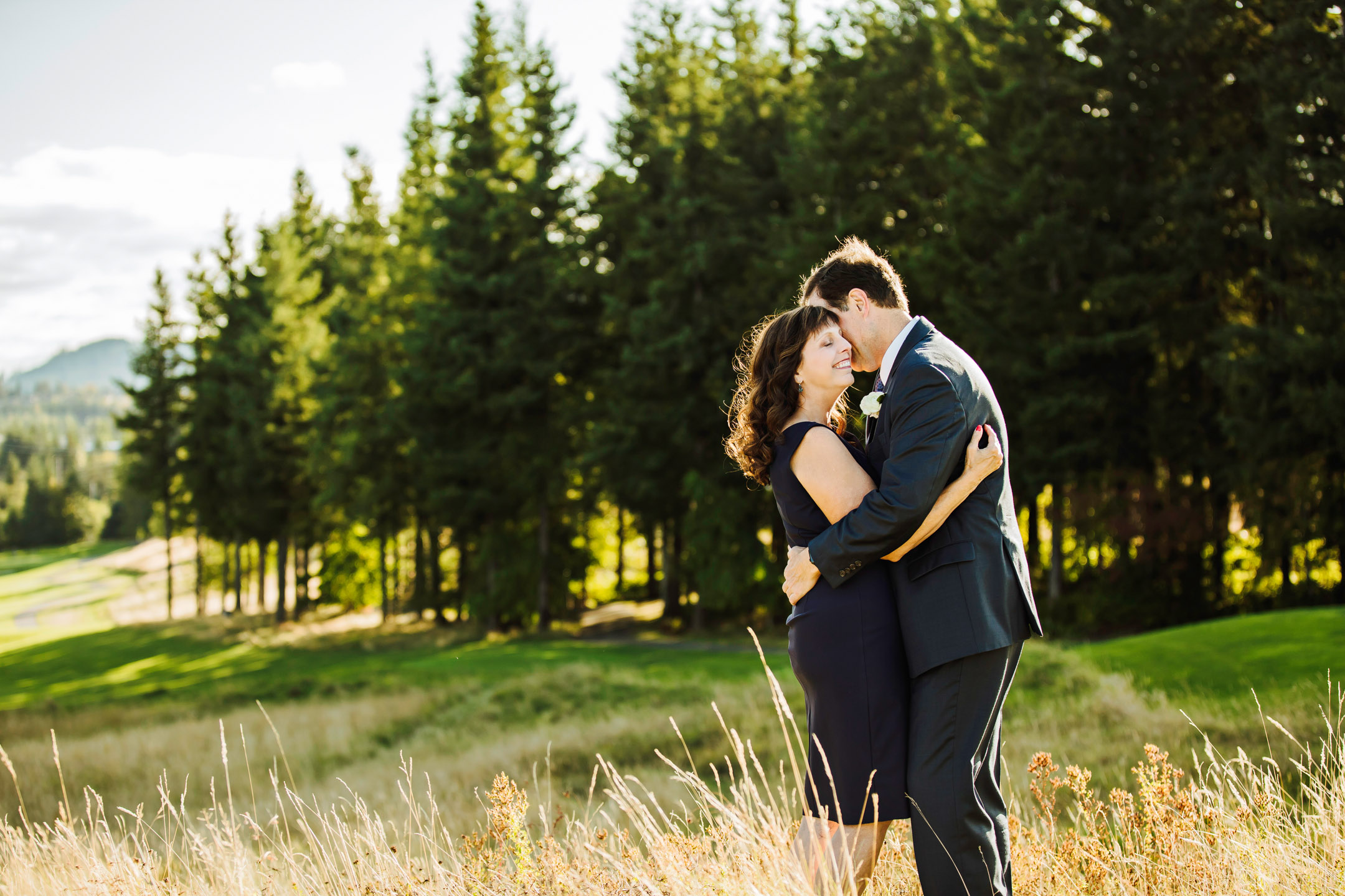 The Club at Snoqualmie Ridge wedding by James Thomas Long Photography