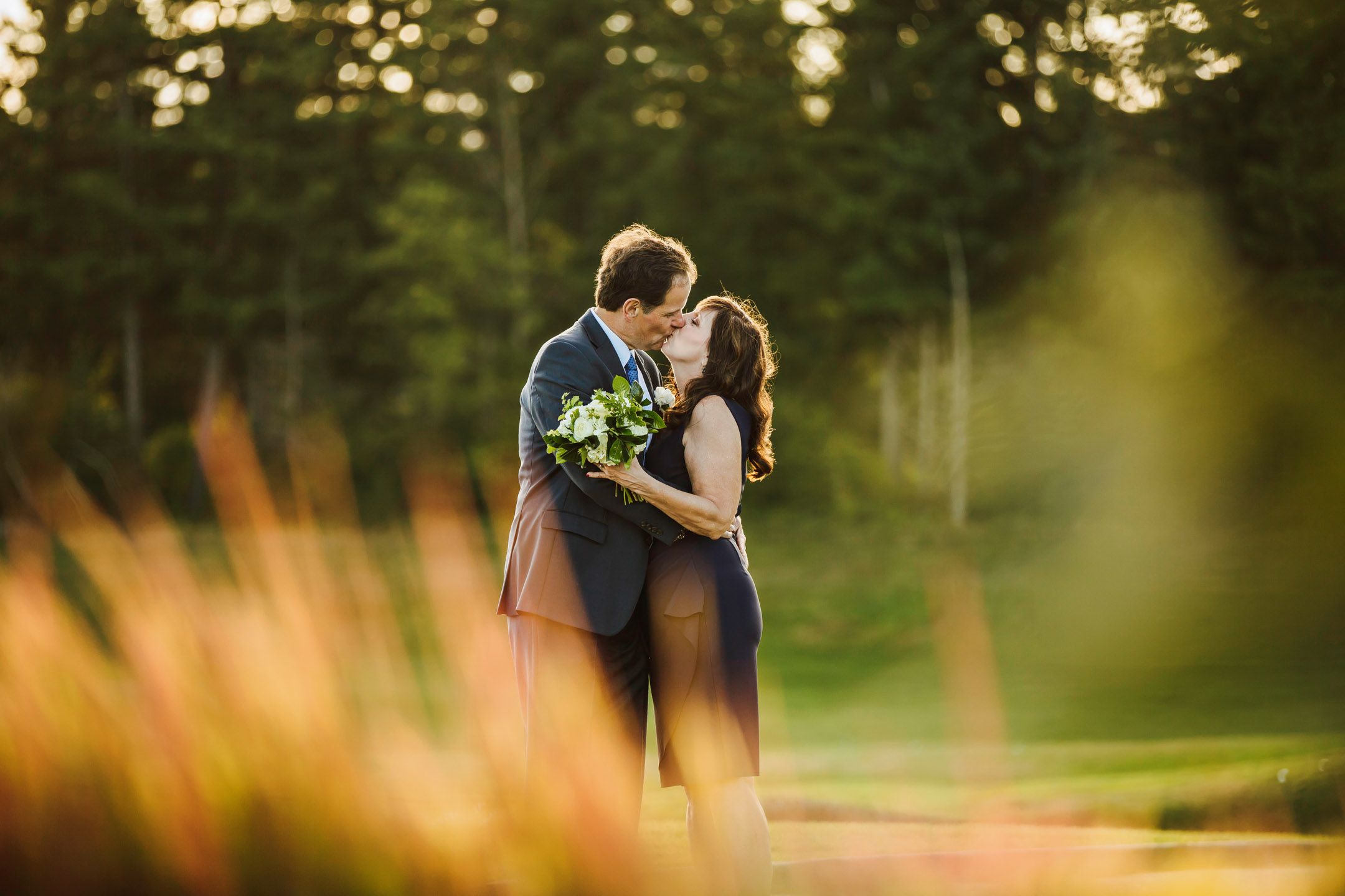 The Club at Snoqualmie Ridge wedding by James Thomas Long Photography