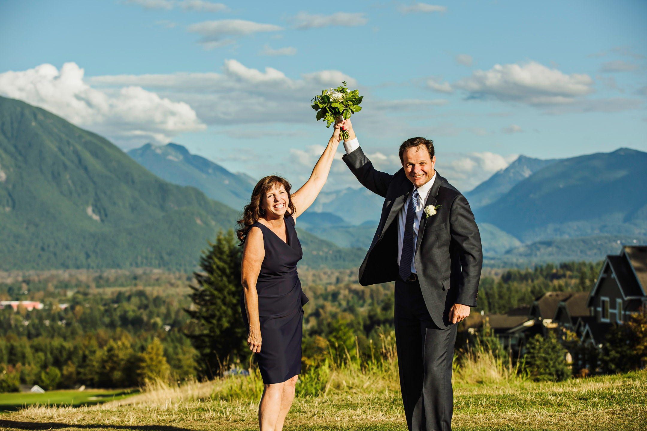 The Club at Snoqualmie Ridge wedding by James Thomas Long Photography