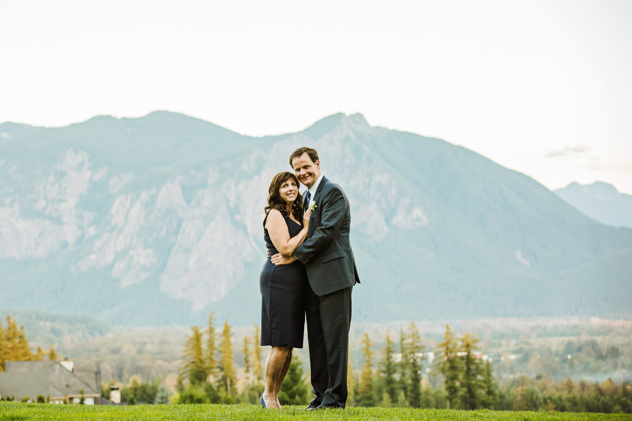 The Club at Snoqualmie Ridge wedding by James Thomas Long Photography